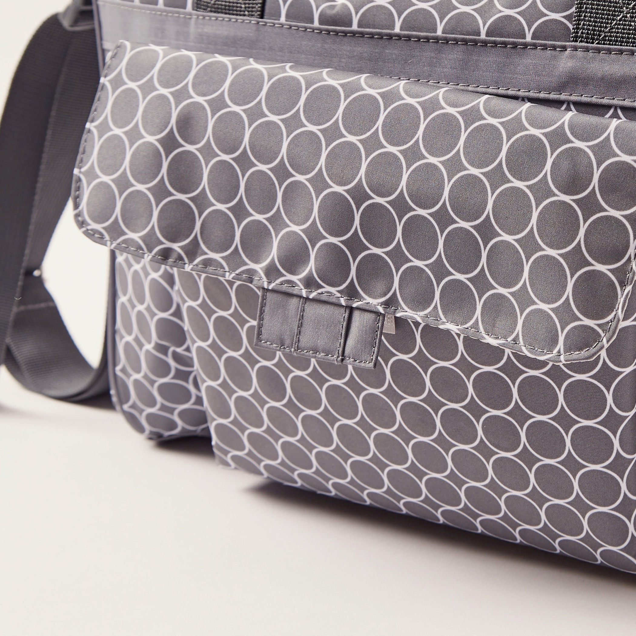Juniors Printed Diaper Bag with Zip Closure-baby-gear-diaperbags-image-5