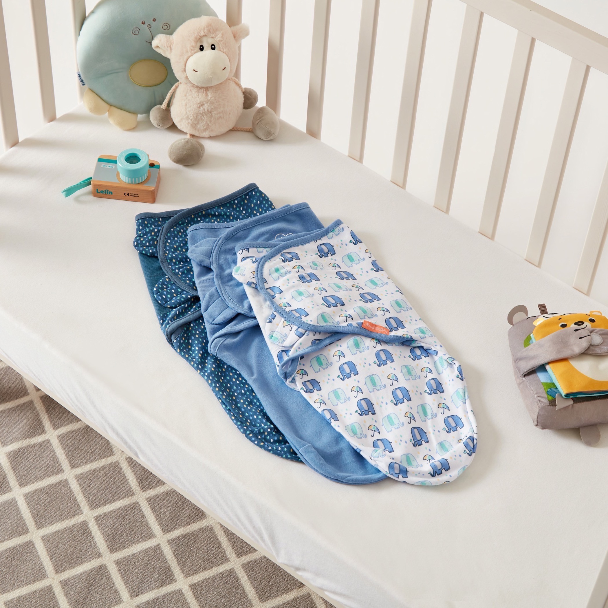 Summer Infant Printed Swaddle Wrap –  Set of 3-baby-nursery-blanketsandswaddles-swaddlesandsleepingbags-image-1