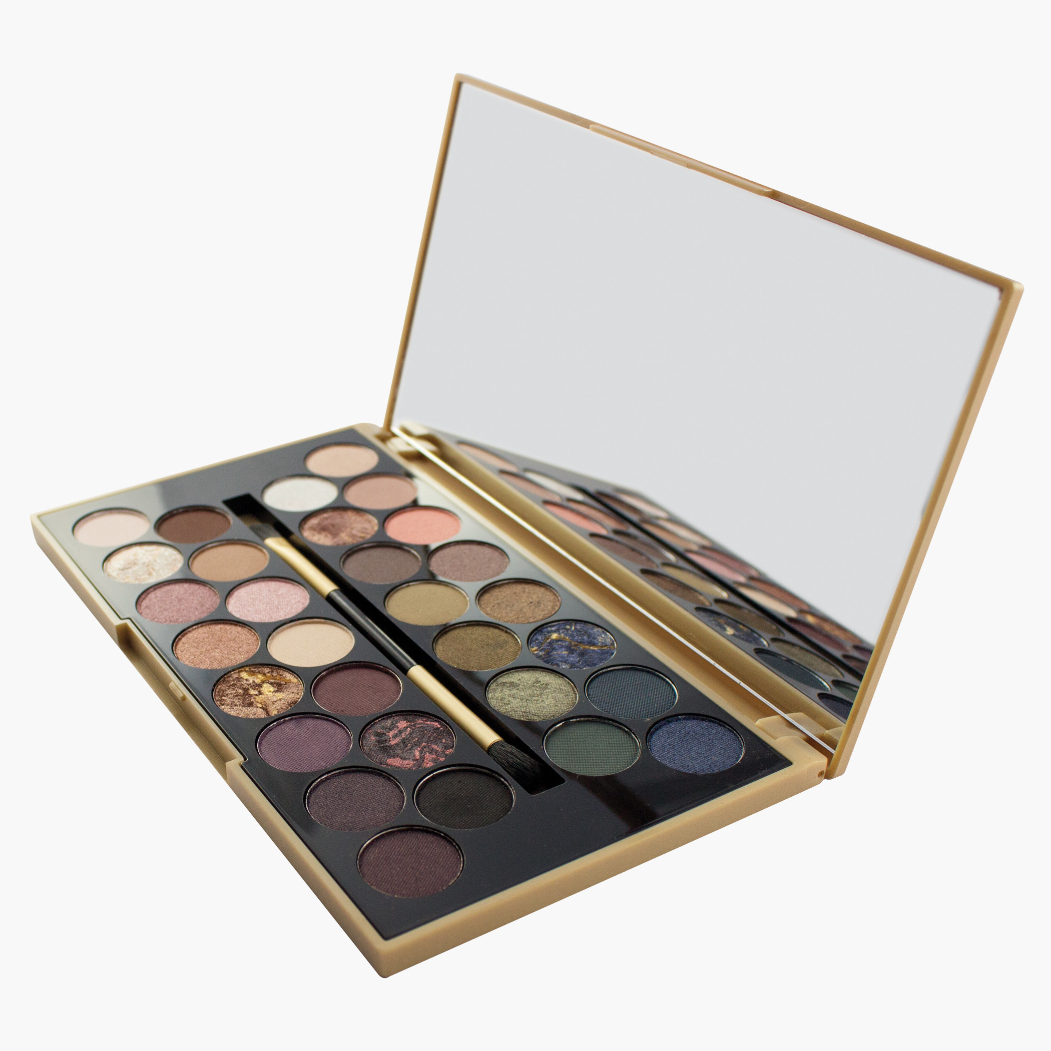 Makeup Revolution Fortune Favours The Brave 30 Eyeshadow Palette-beautyandpersonalcare-makeup-eyes-eyeshadows-image-2