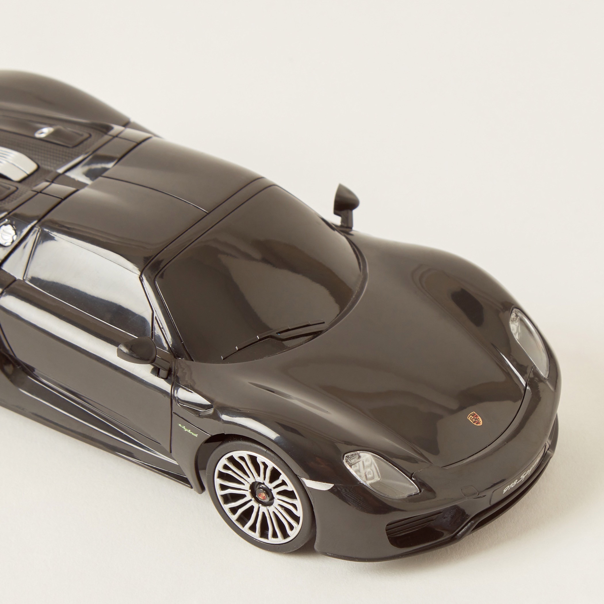 Porsche 918 spyder kid car on sale