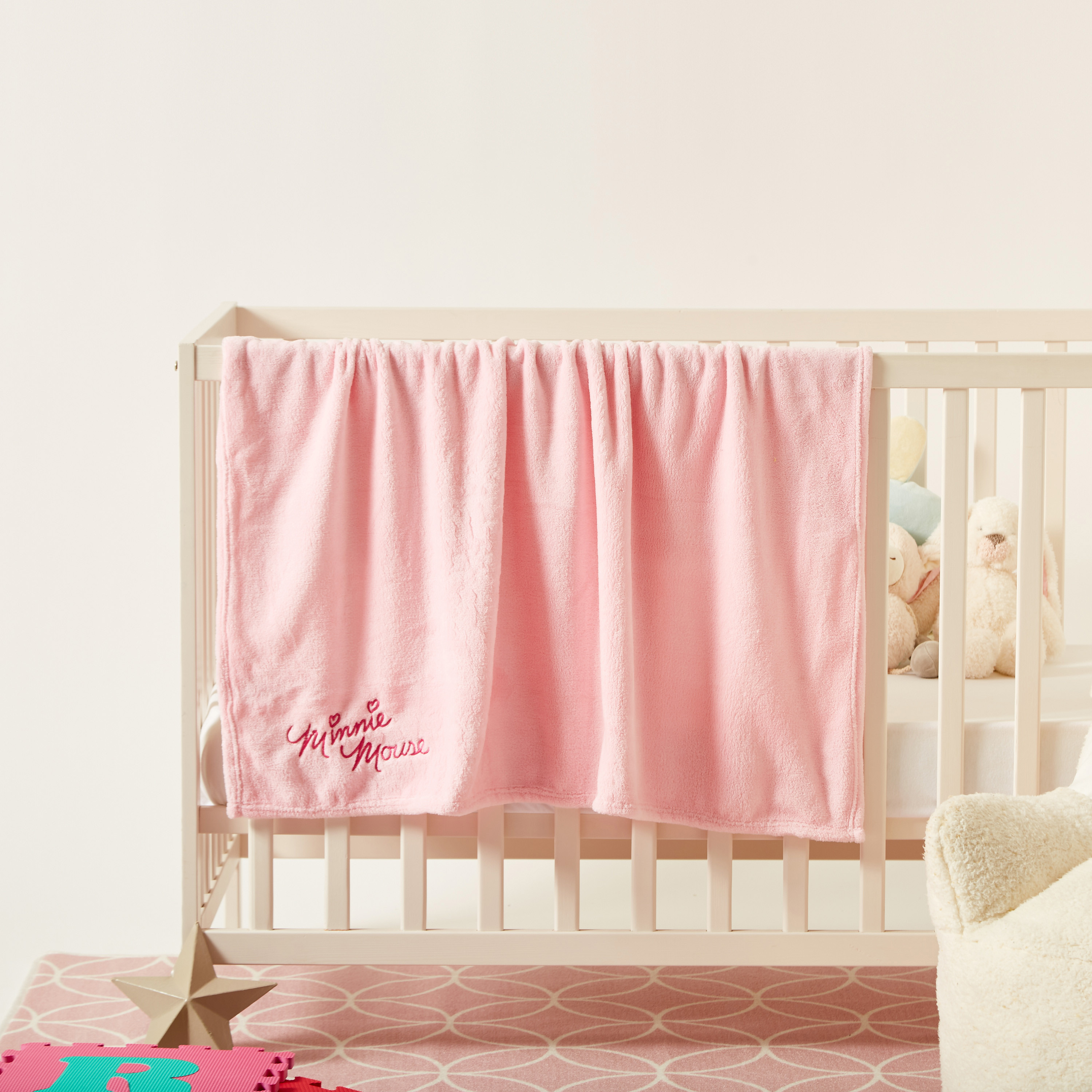 Minnie Mouse Embroidered Blanket with Hood - 78x95 cms-baby-nursery-blanketsandswaddles-blanketsandquilts-image-1