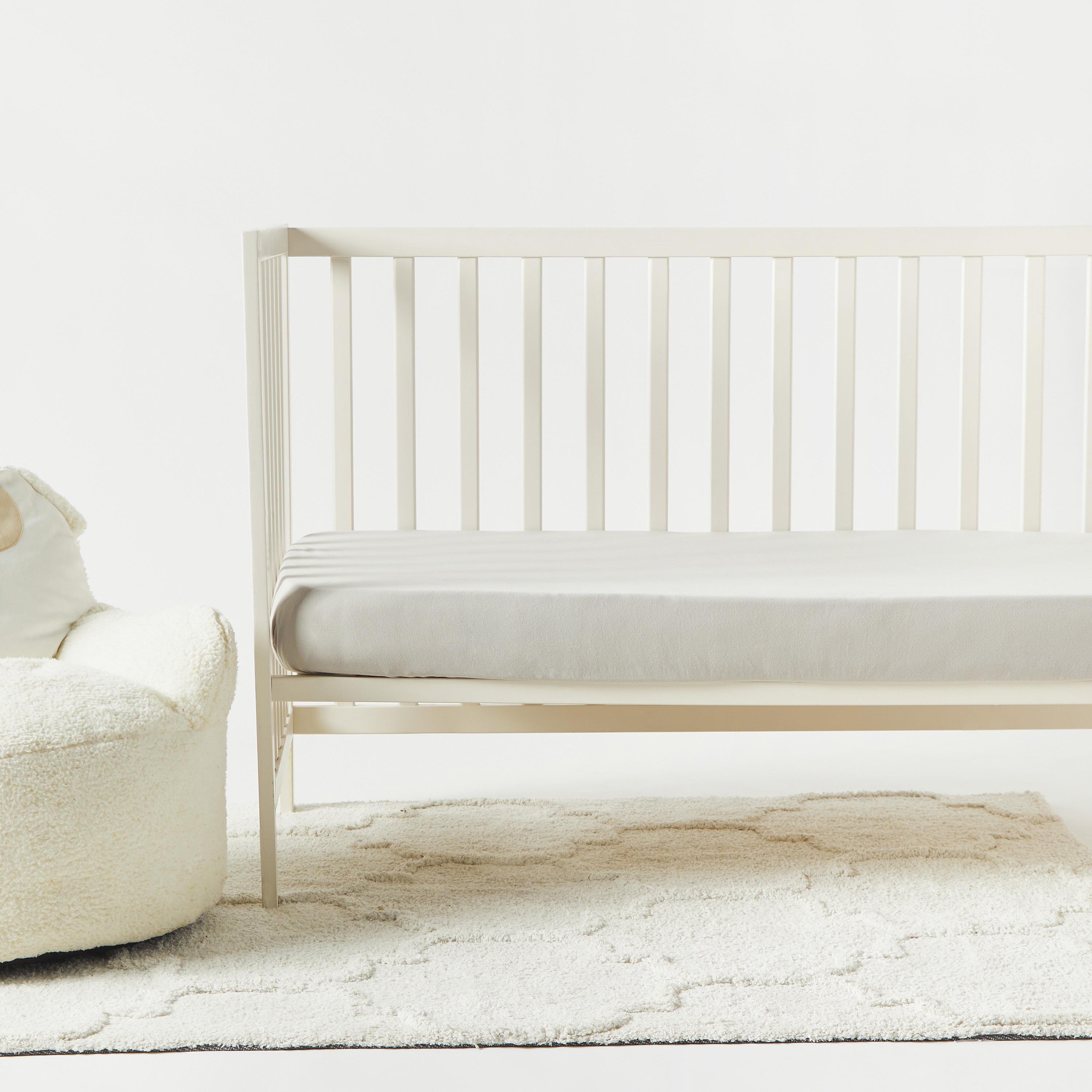 Juniors Fitted Sheet-baby-nursery-babybedding-image-1