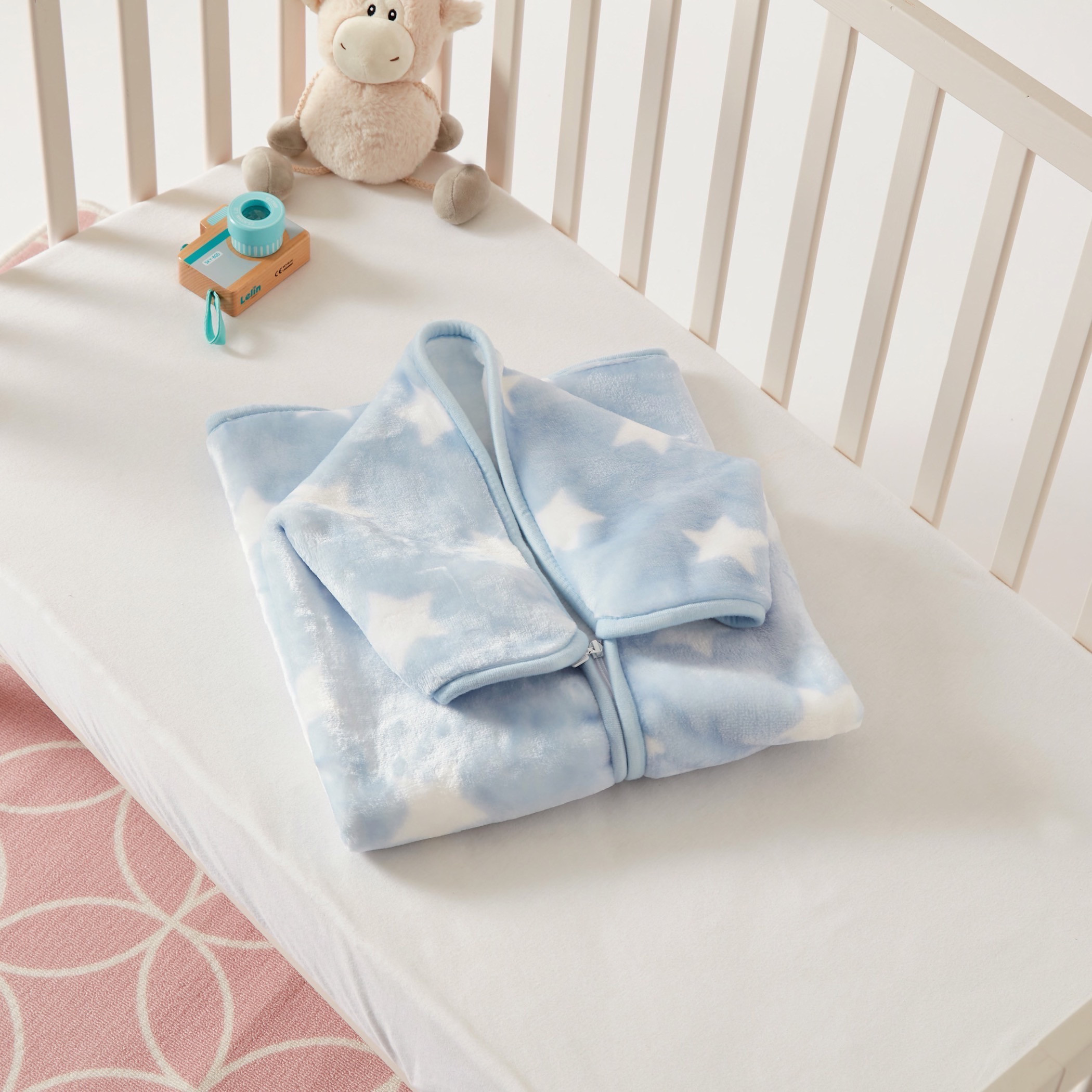 Juniors Printed Blanket Nest-baby-nursery-blanketsandswaddles-blanketsandquilts-image-1