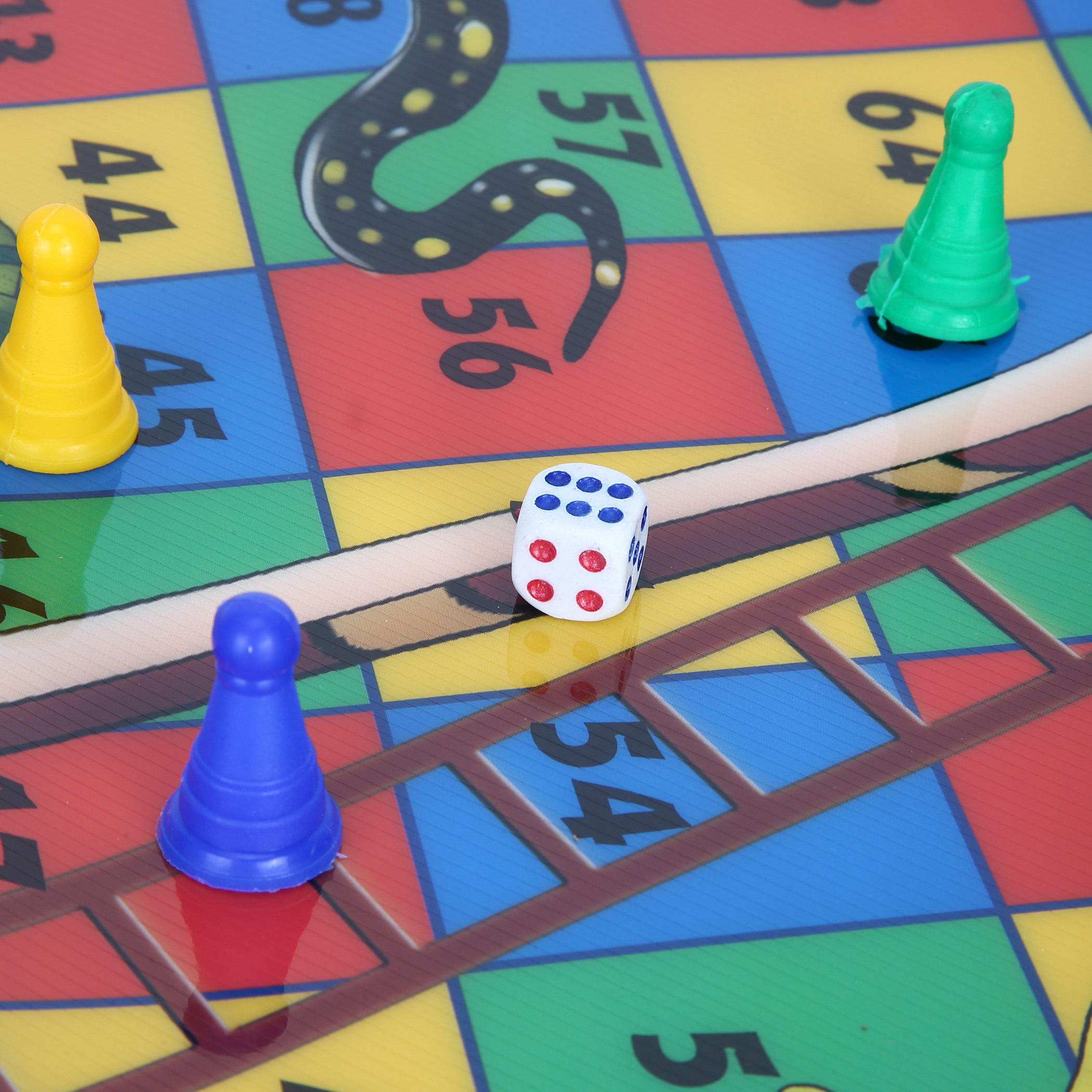 سجّادة بلعبة السلّم والثعبان من جونيورز-toys-indoortoys-boardgames-image-3