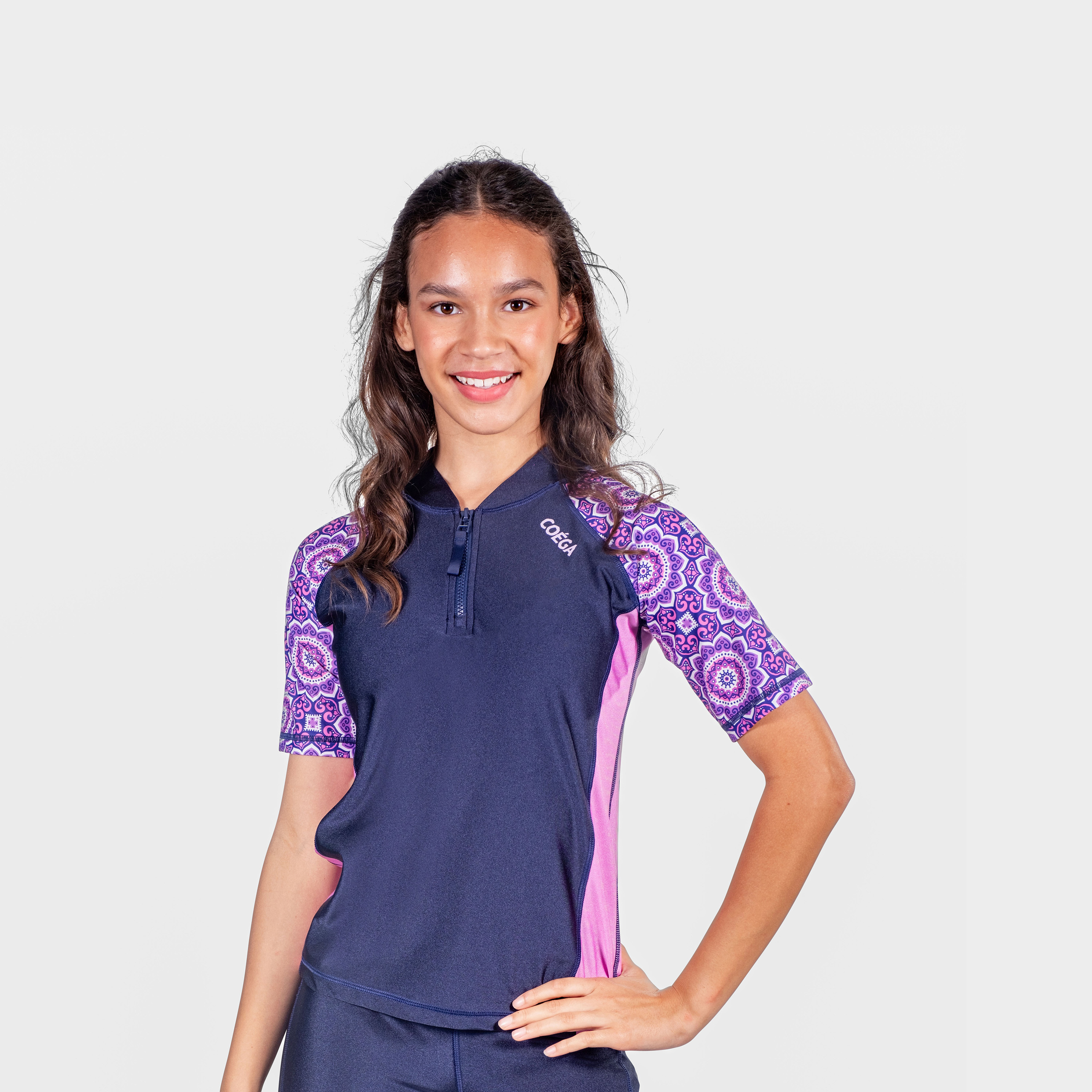 كويغا-  سترة سباحة واقية من الشمس أكمام قصيرة للبنات-sports-girls-clothing-swimwear-image-1