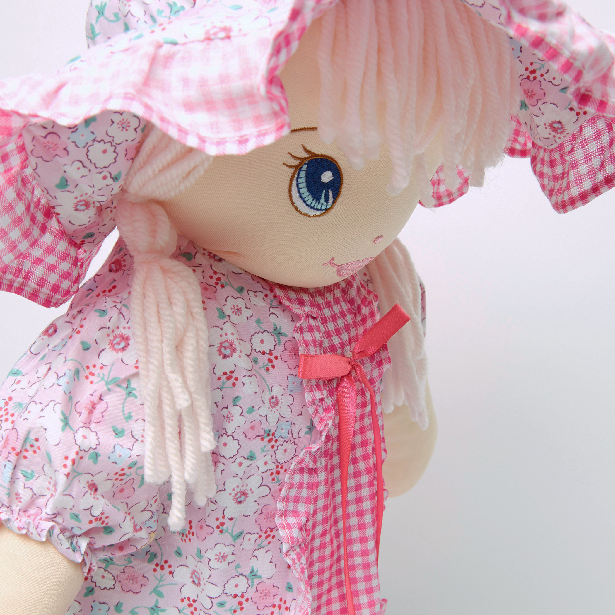 دمية قماشية من جونيورز-toys-dollsandplaysets-dolls-image-3