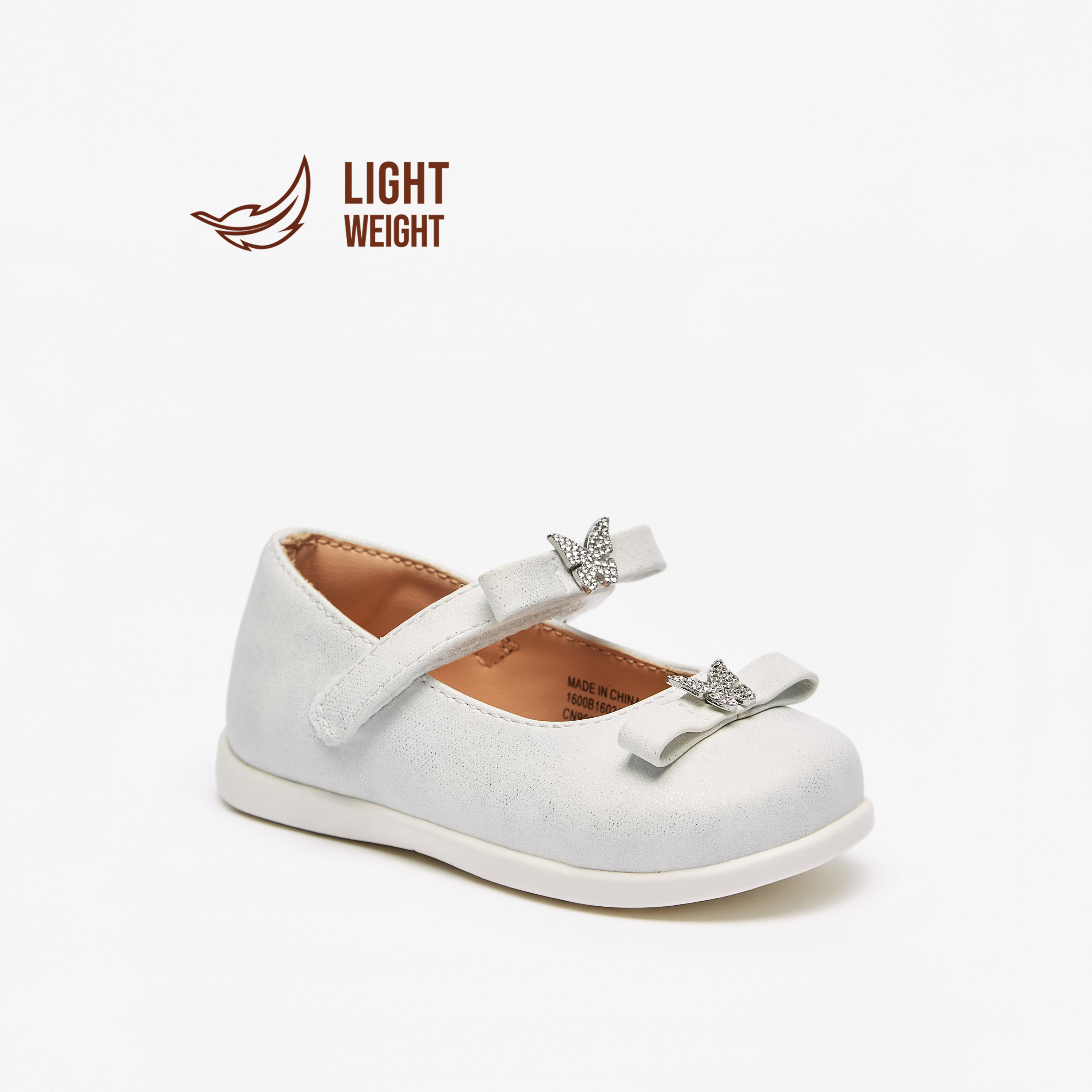 حذاء ماري جين خفيف الوزن بشريط إغلاق لاصق وحُلية فراشة من بيرفيت-girls-shoes-maryjanes-image-1