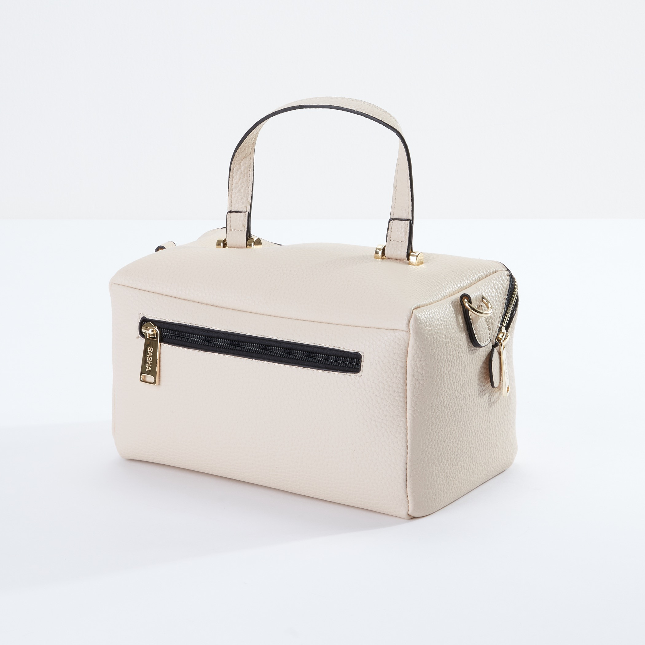 Box shaped crossbody online bag