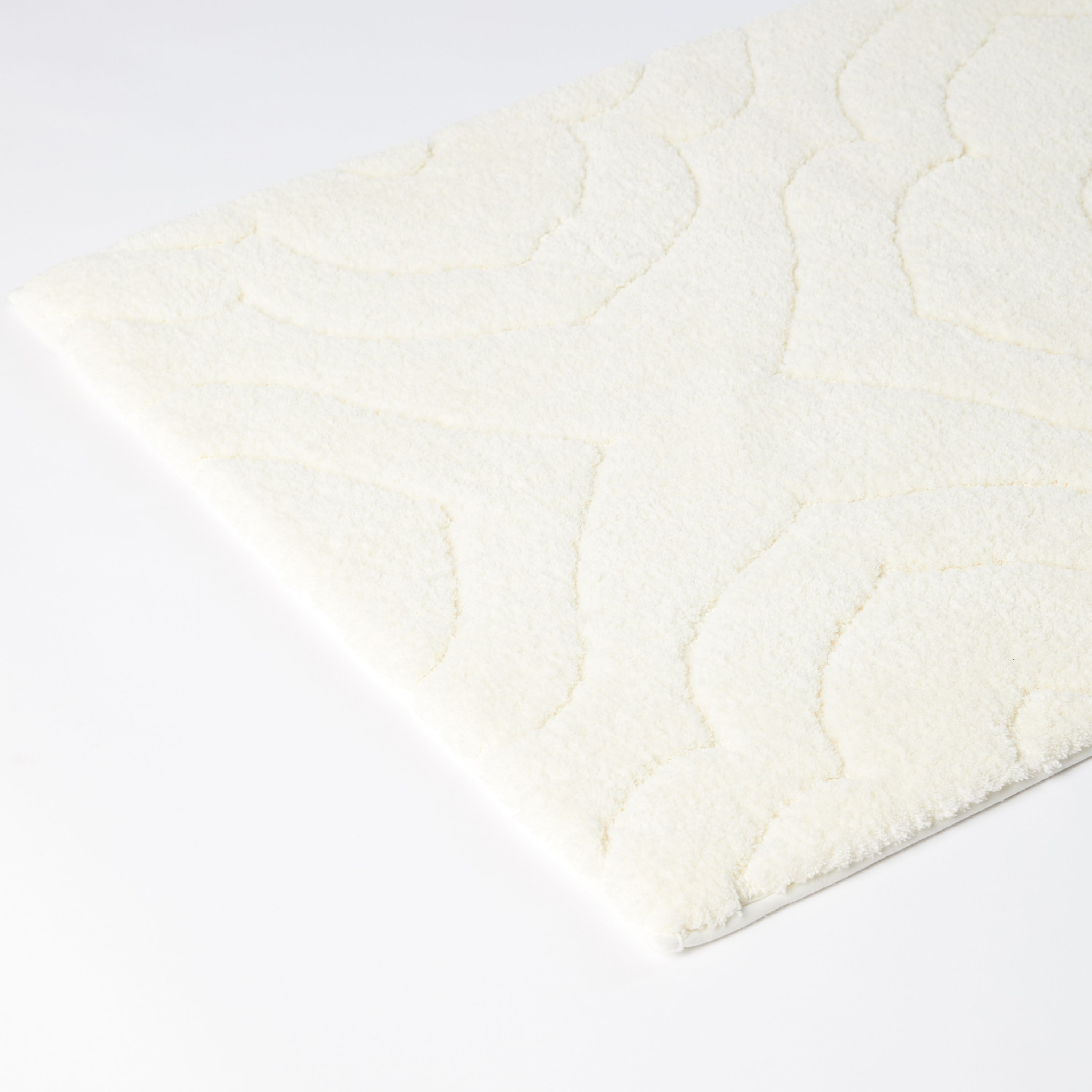Luxury Drylon Tufted Bathmat - 65x140 cms-household-bathandlaundry-bathlinen-bathmatsandtubmats-image-2