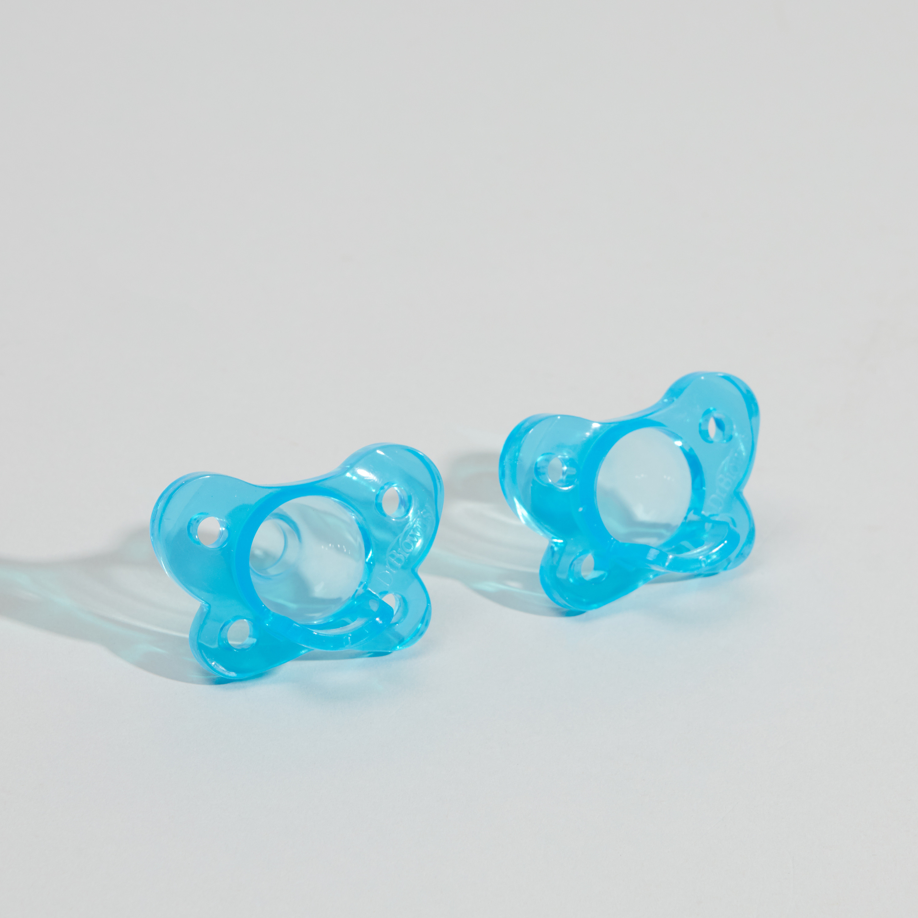 لهاية قياس 1 من دكتور براون -طقم من قطعتين- من 0 الى 6 أشهر-baby-feeding-pacifiers-image-3