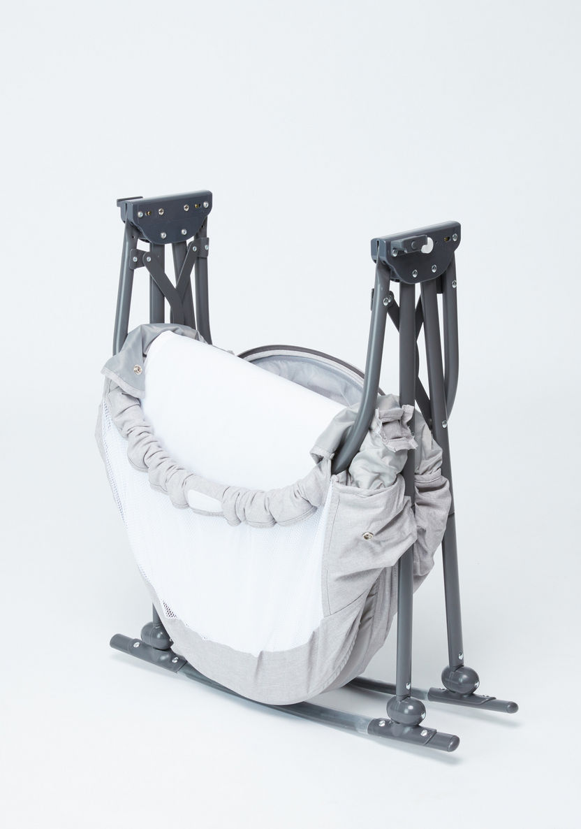 Juniors 2-in-1 Bassinet-Cradles and Bassinets-image-4