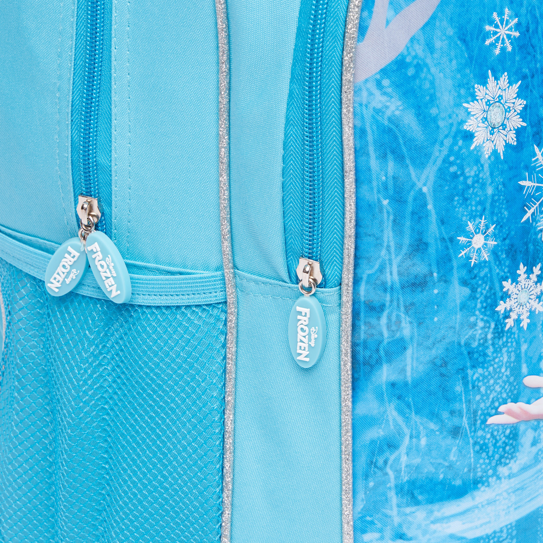 طقم حقيبة ظهر بعجلات وطبعات فروزن - 5 قطع-school-bagsandbackpacks-backpacks-image-4