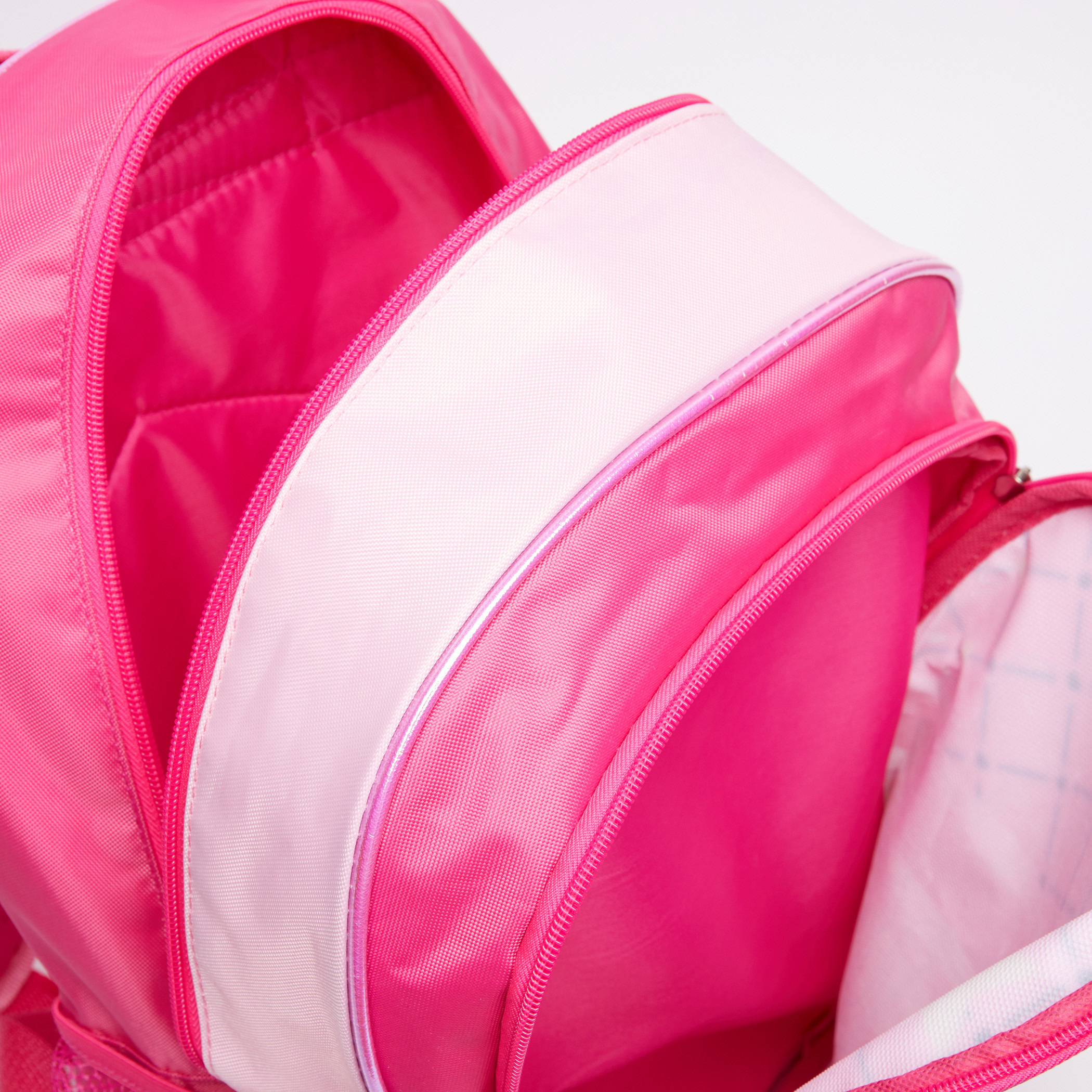 طقم حقيبة ظهر بطبعات باربي - 5 قطع-school-bagsandbackpacks-backpacks-image-5