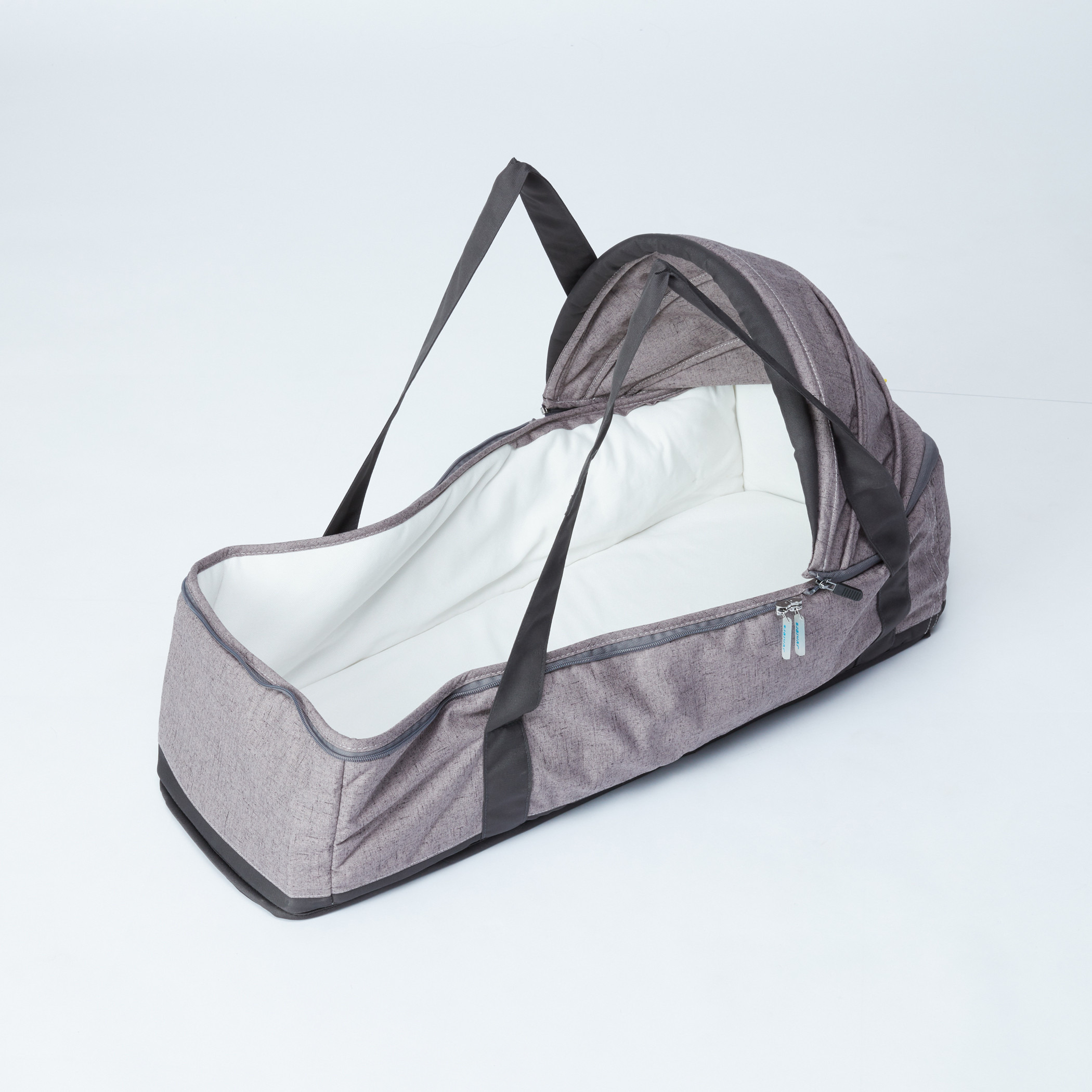 مهد حمل مبطن بسحاب إغلاق جيمي من جونيورز-baby-nursery-furniture-cribsandbeds-cribaccessories-image-4