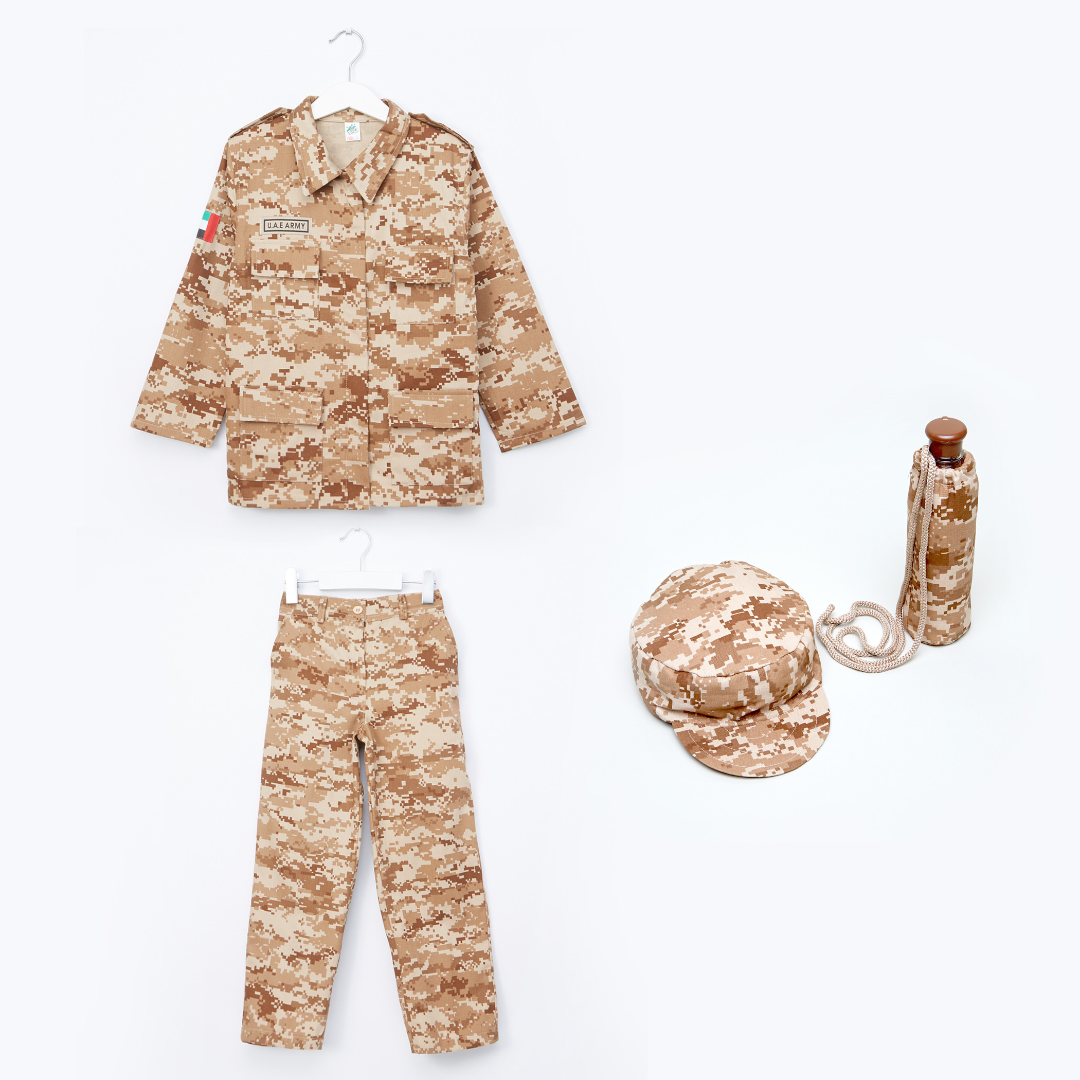 طقم أزياء عسكرية للامارات العربية المتحدة بطبعات مموّهة - طقم من أربع قطع.-girls-clothing-costumes-image-1