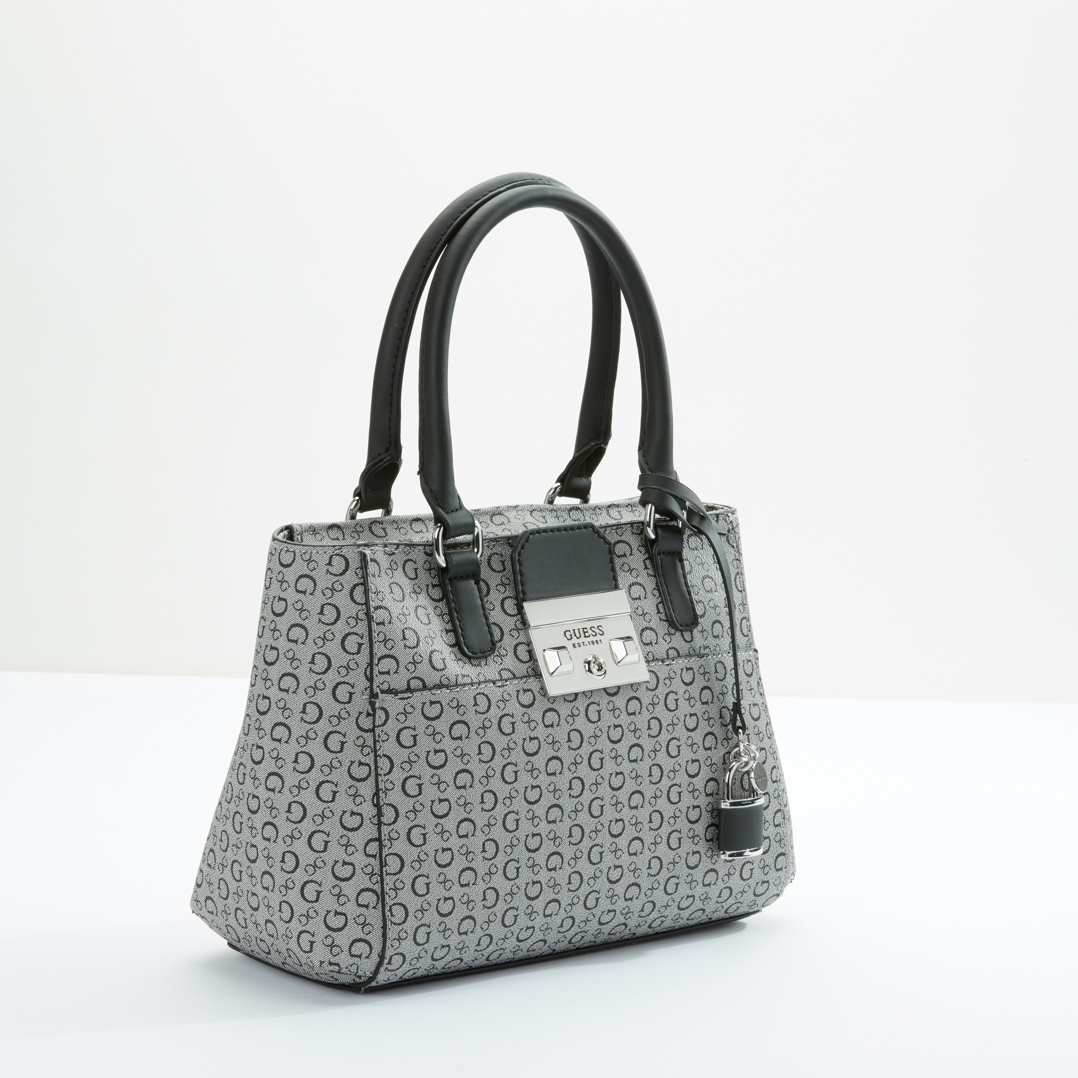 Guess hotsell printed handbags