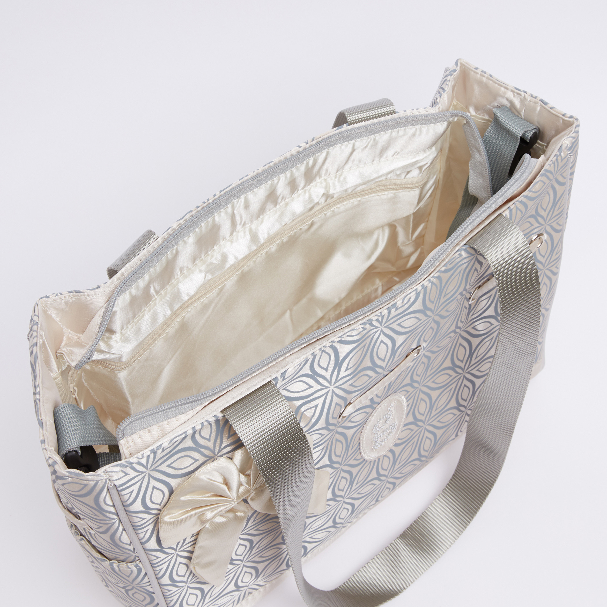 Giggles Printed Diaper Bag with Zip Closure-baby-gear-diaperbags-image-6