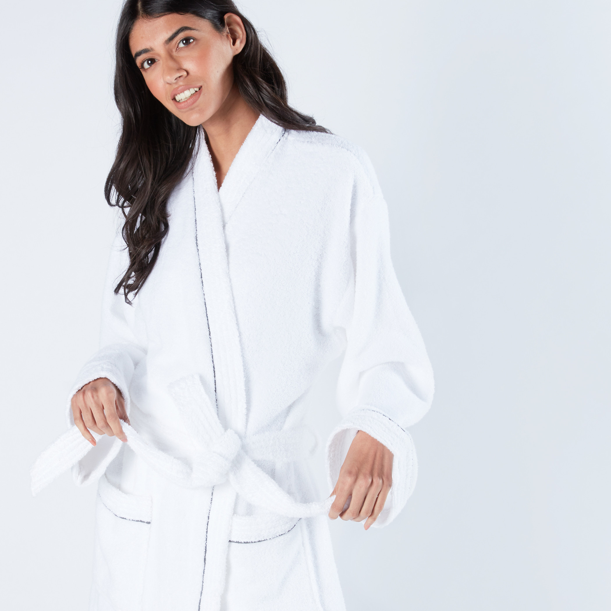 Plush Kimono Bathrobe with Piping Detail and Tie Up Belt-household-bathandlaundry-bathlinen-bathrobesandslippers-bathrobes-image-2