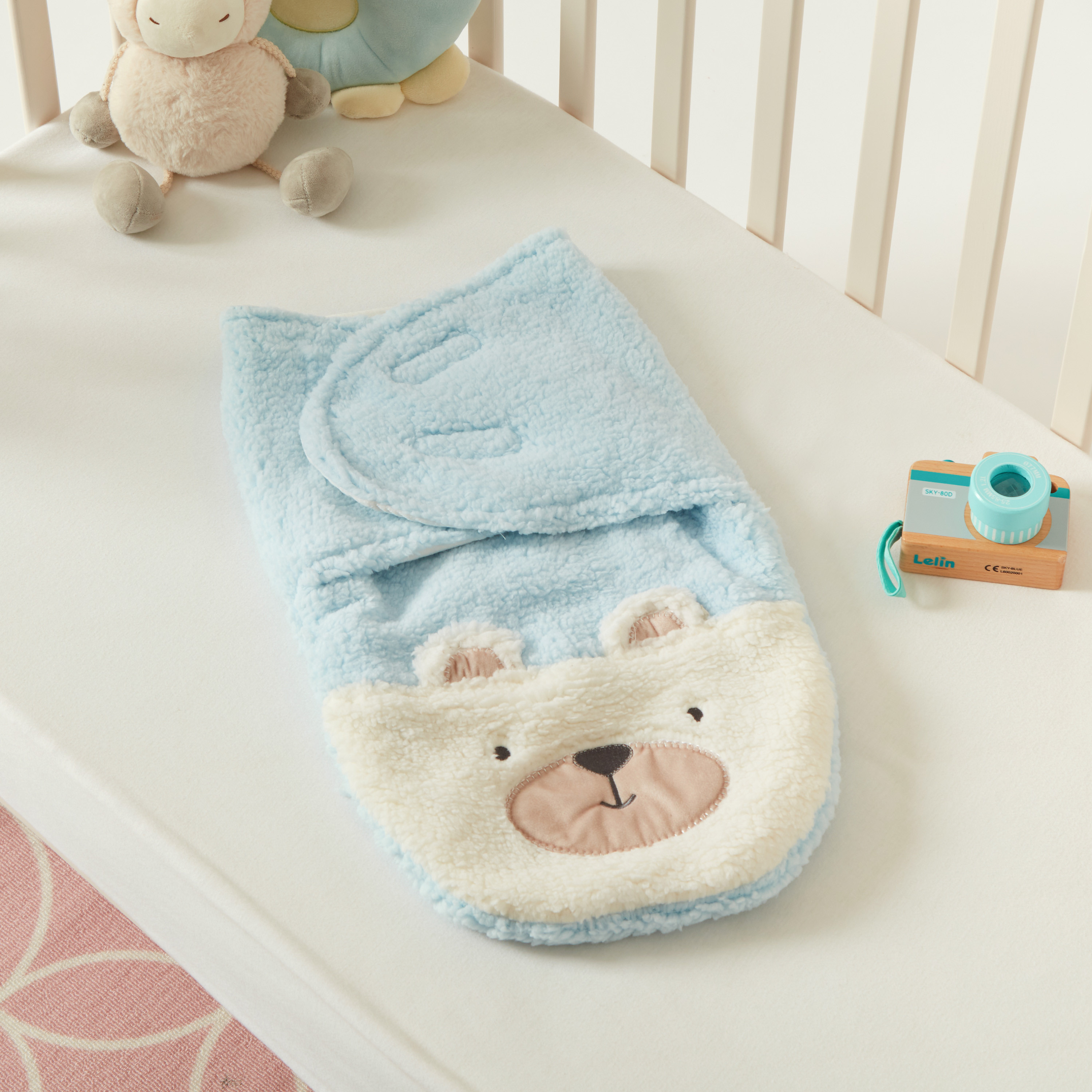 Buy Juniors Textured Swaddle Wrap Online Mothercare Bahrain