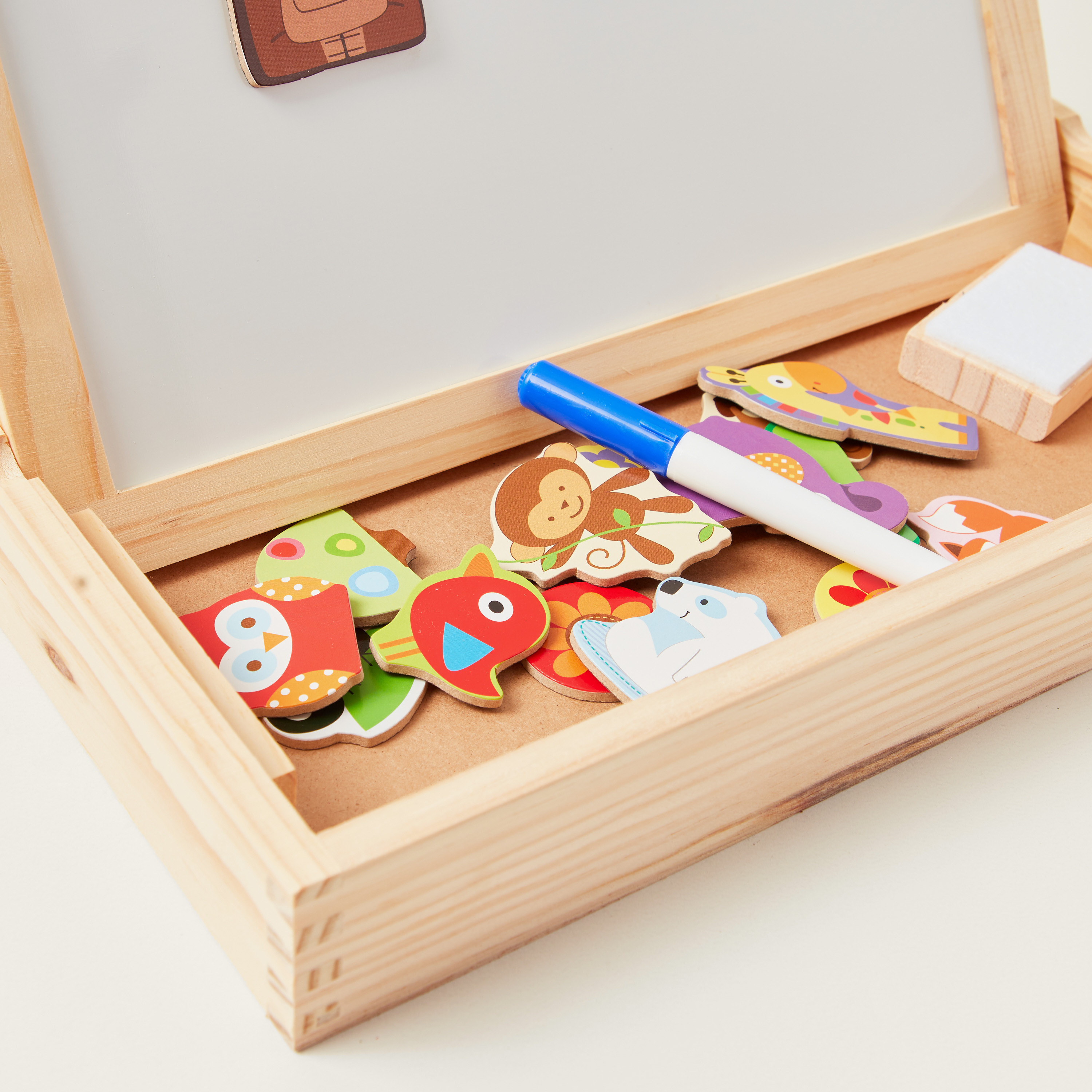 لوحة رسم مغناطيسية ثلاثة في واحد من جونيورز.-toys-babyandtoddlertoys-learningtoys-image-5