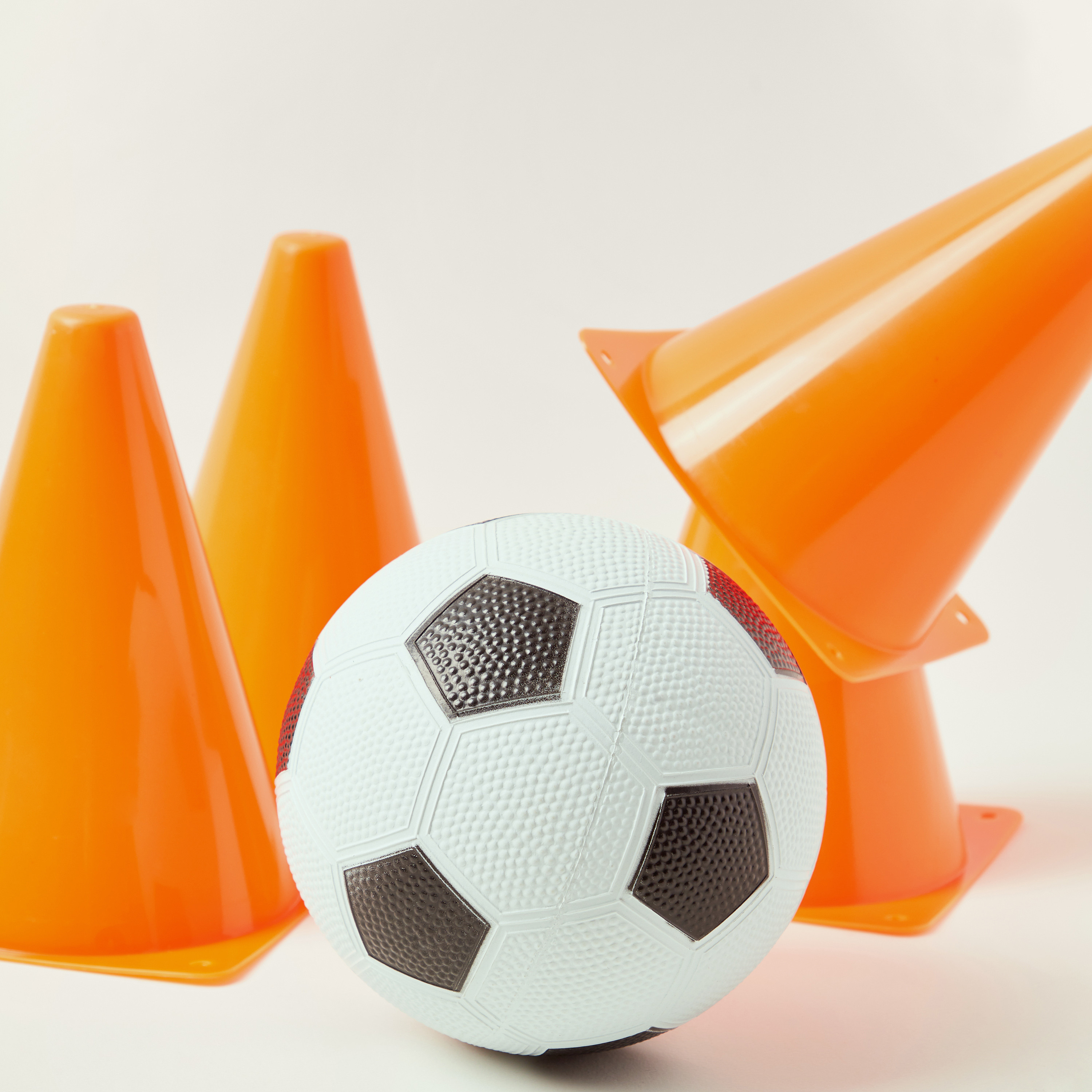 مجموعة لعب مدرب قرة القدم مع أربع مخاريط من جونيورز.-toys-outdoor-sports-image-2