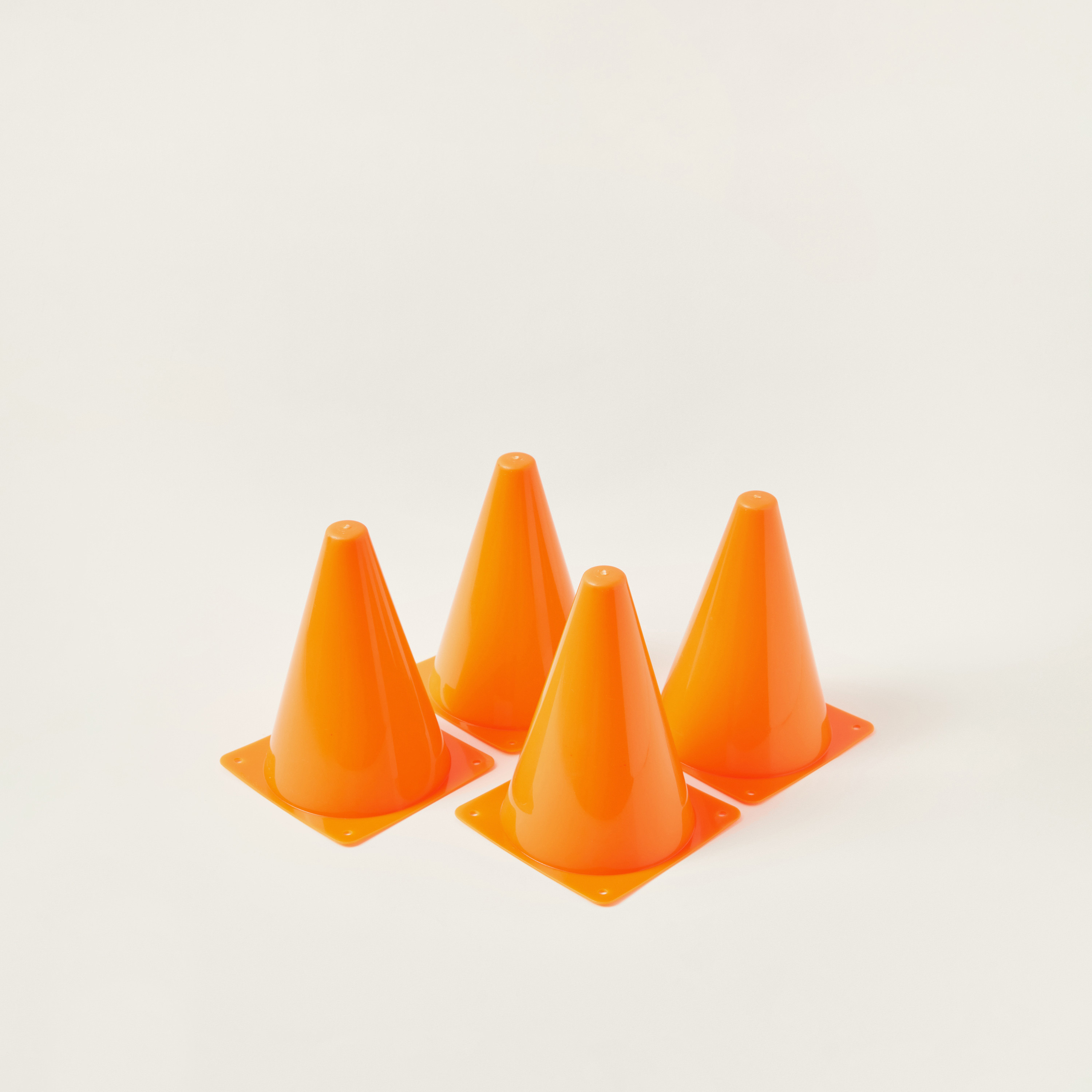 مجموعة لعب مدرب قرة القدم مع أربع مخاريط من جونيورز.-toys-outdoor-sports-image-3