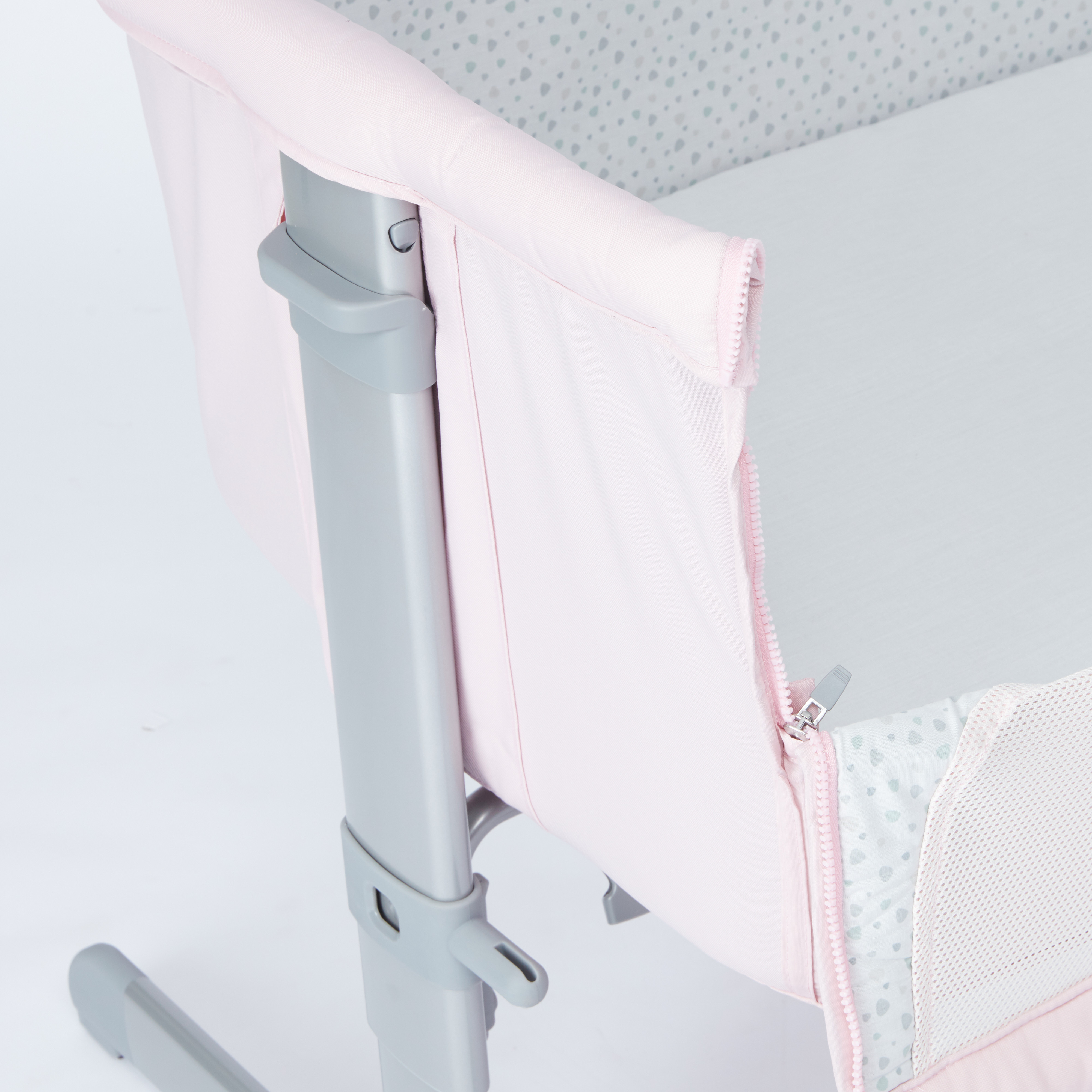 مهد النوم المشترك نيكست تو مي من شيكو-baby-nursery-furniture-cribsandbeds-bassinets-image-3