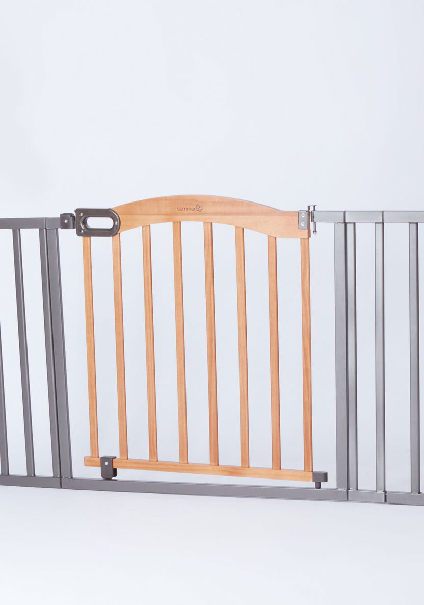 Summer Infant Decorative Walk Through Gate-Babyproofing Accessories-image-0