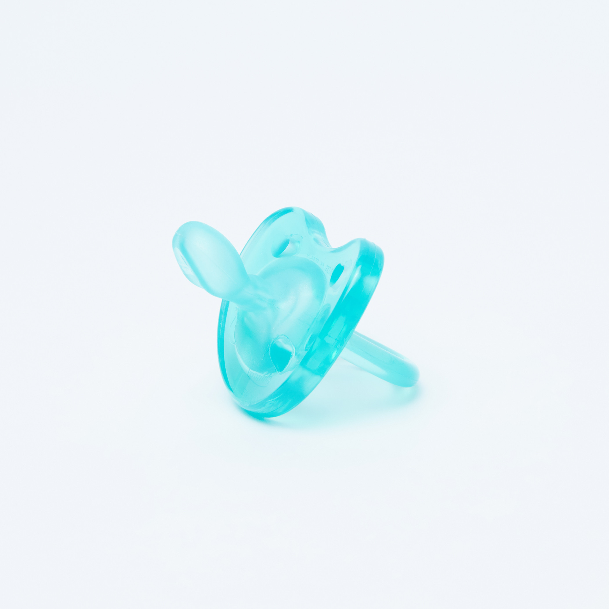 لهاية سيليكون بمقبض من شيكو-baby-feeding-pacifiers-image-1