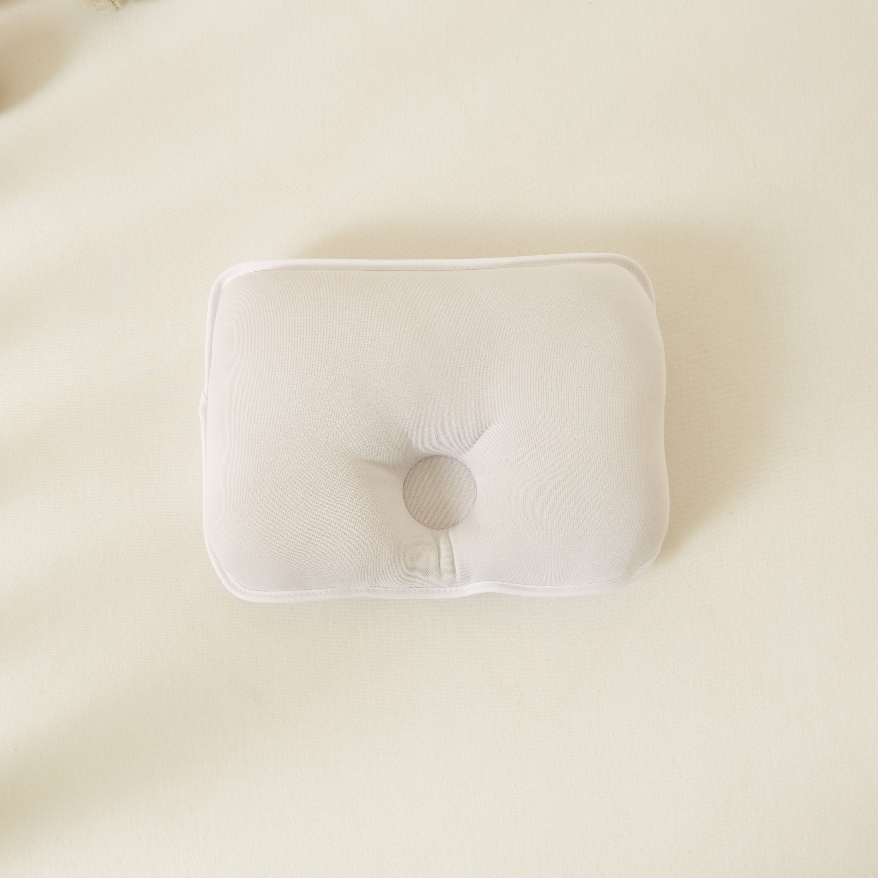 Giggles Arm Baby Pillow-baby-nursery-babybedding-image-2