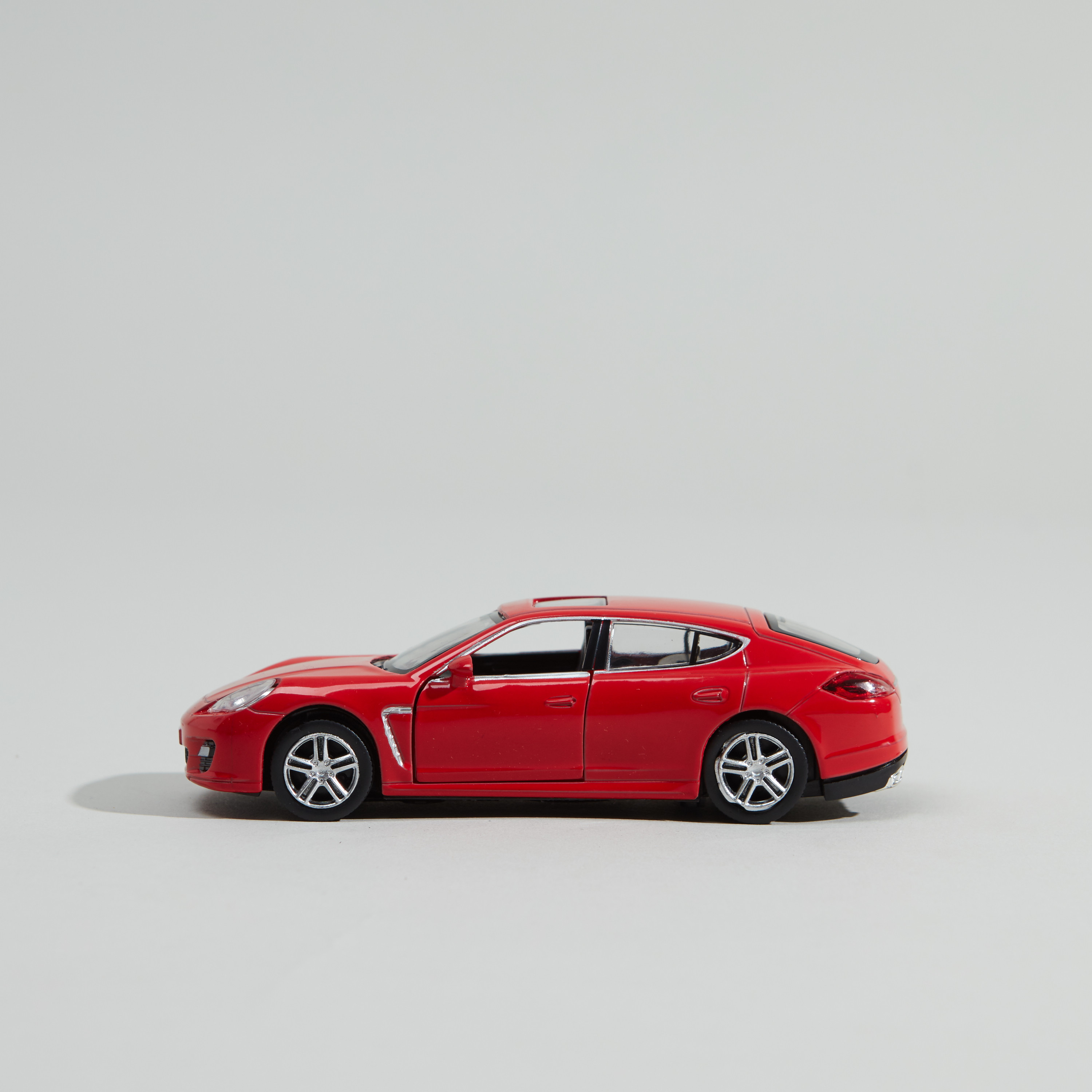 Porsche panamera toy car online