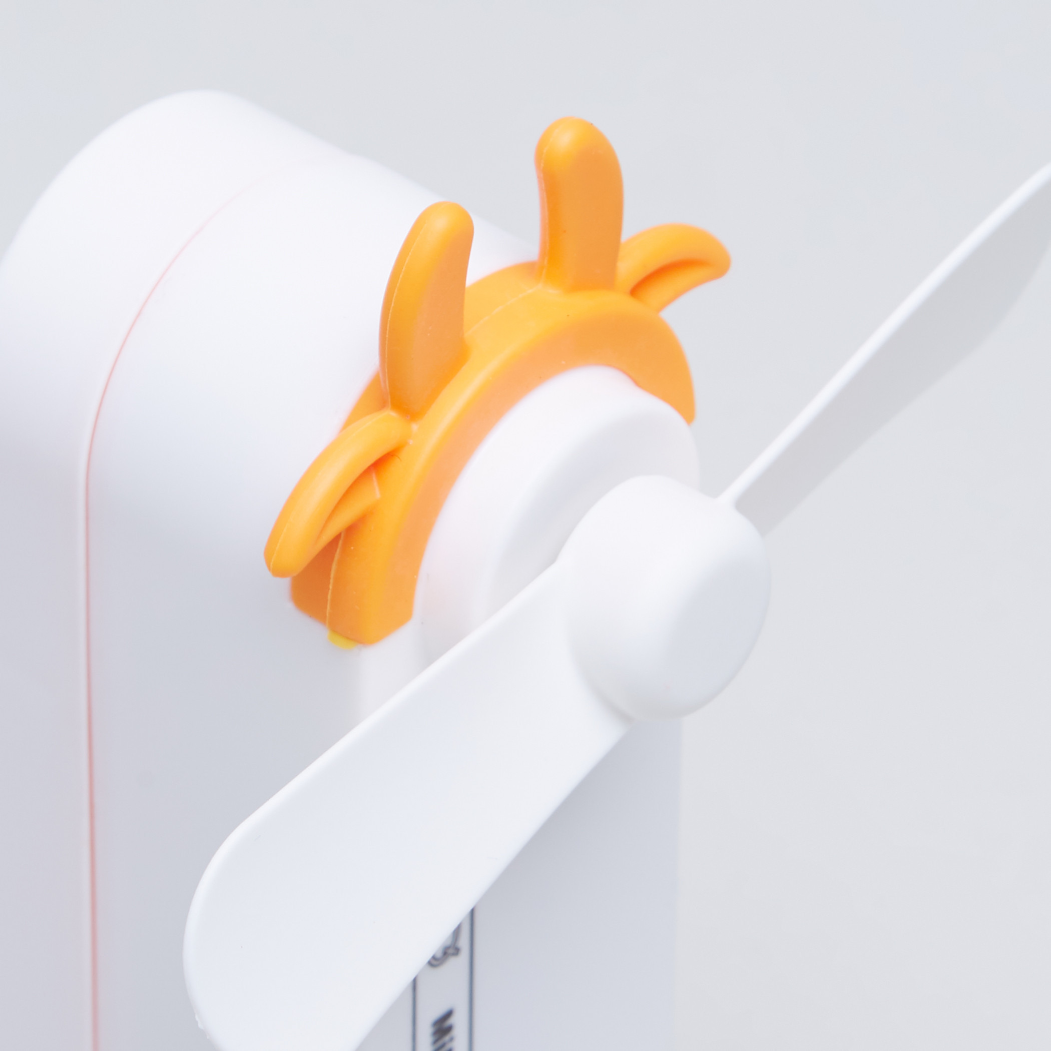 Cow Folding Fan-toys-noveltyandcollectibles-noveltytoys-image-2