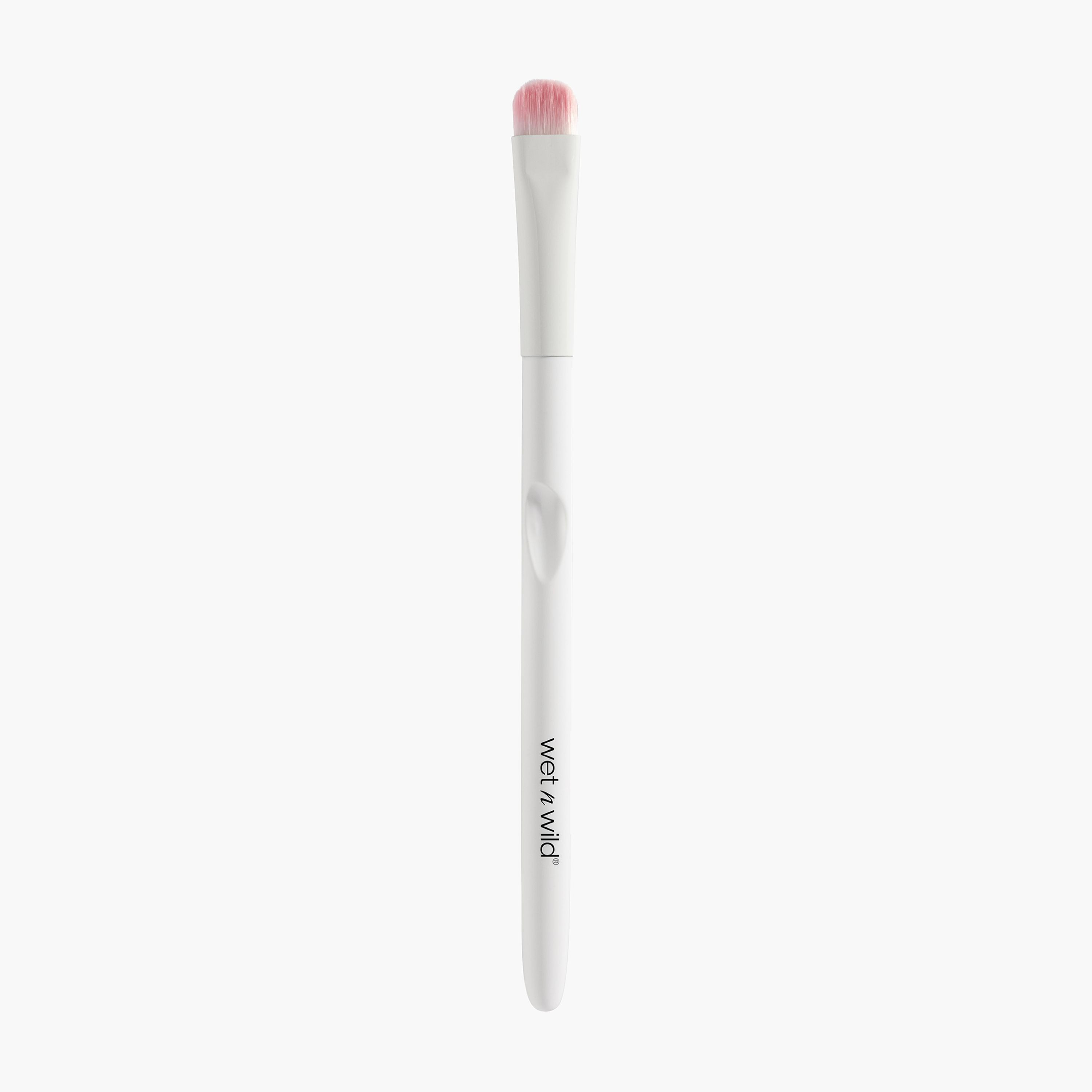 wet n wild Small Eye Shadow Brush-beautyandpersonalcare-makeup-brushesandaccessories-brushes-image-1
