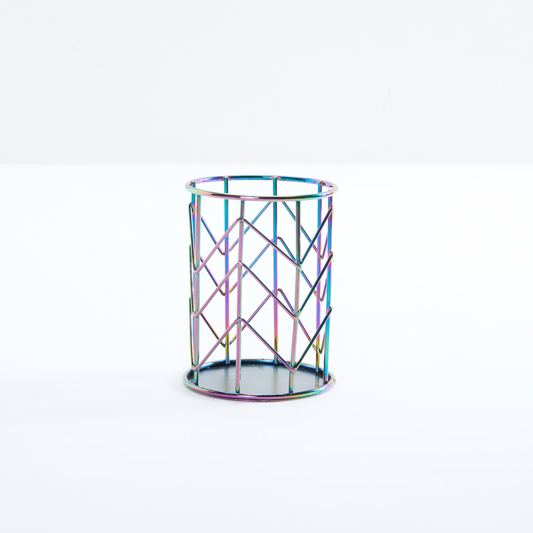 حامل أقلام معدني من إيل-school-stationery-desksupplies-image-1