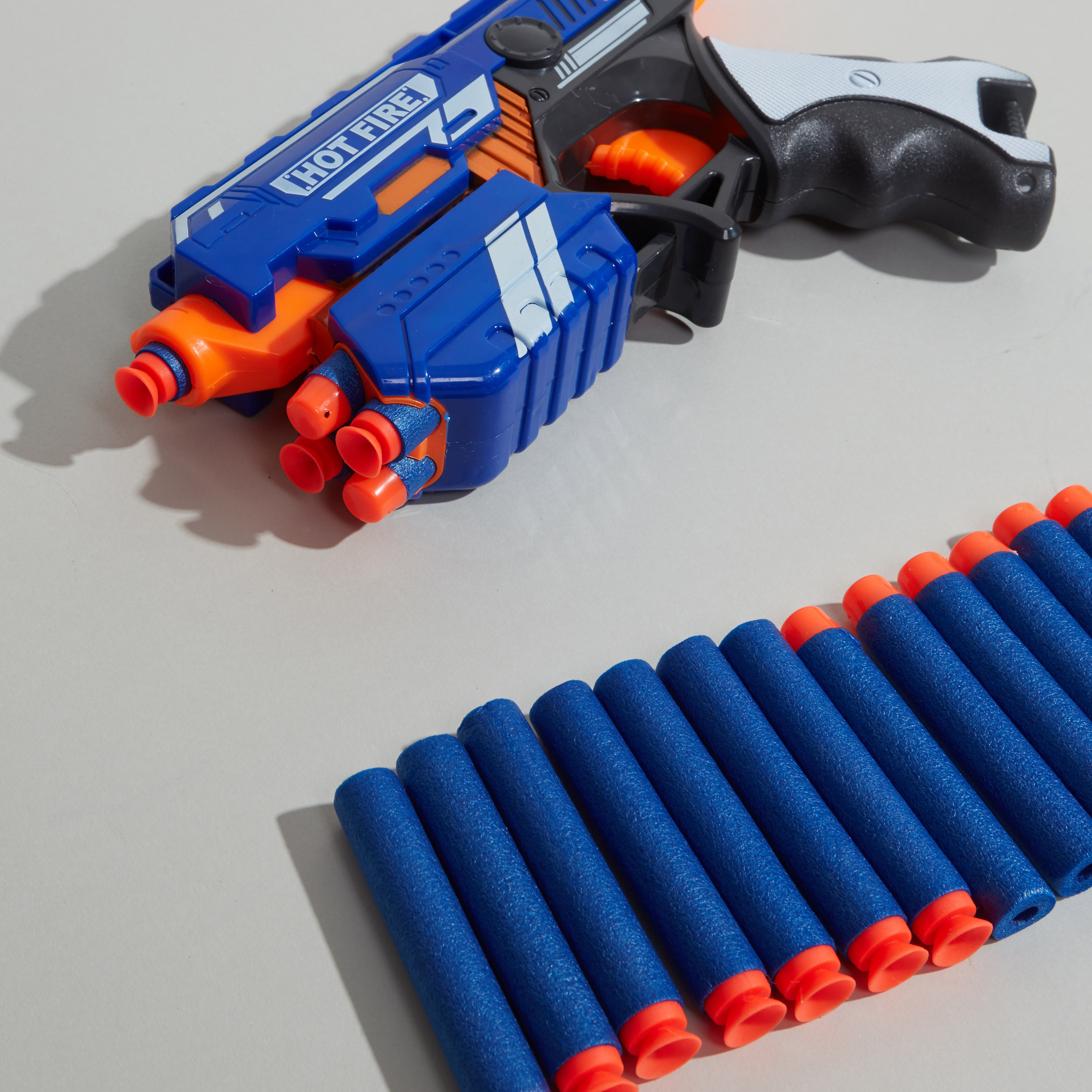 لعبة بندقيّة دارت النّاعمة يدويّة الإستعمال من بلايز ستورم 10-Piece رصاصة دارت-toys-outdoor-gunsandfoamblasters-image-3