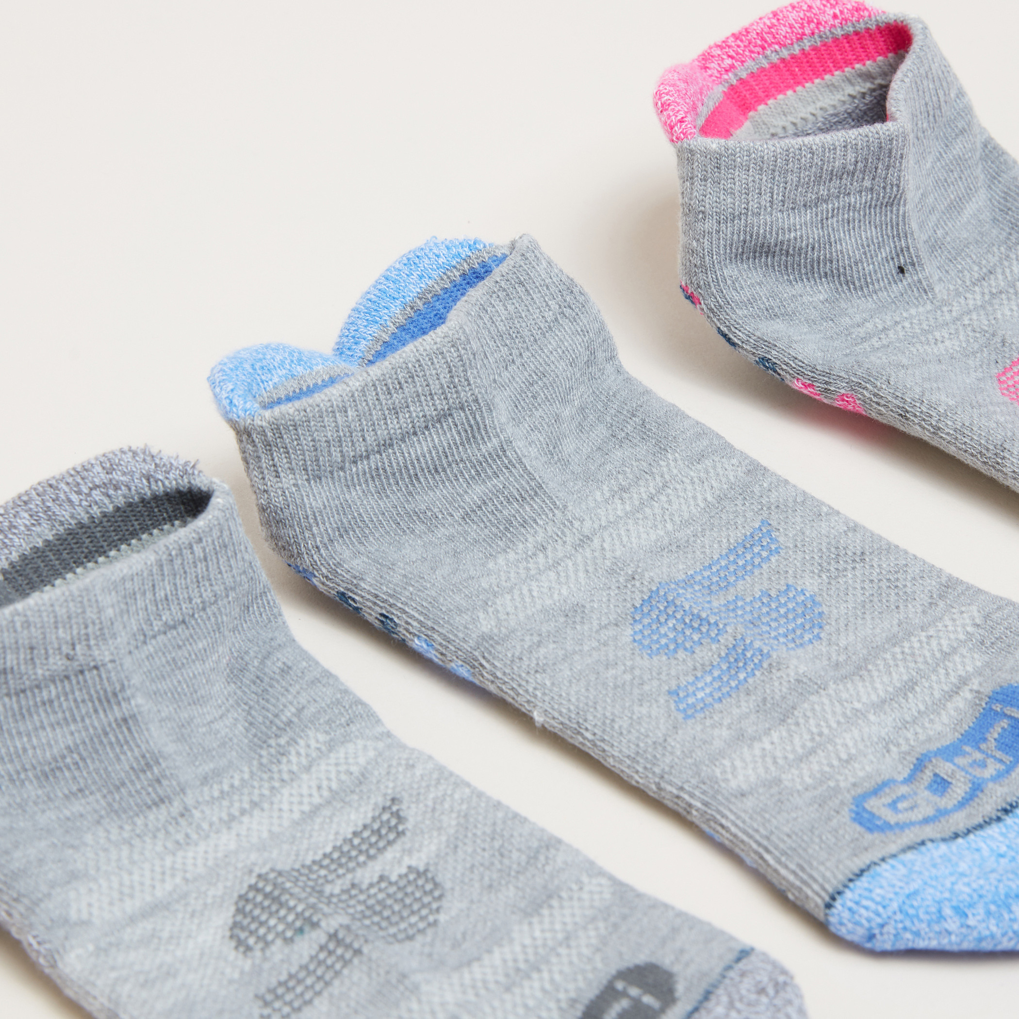 جوارب رياضية بقصّة منخفضة للنساء من سكتشرز - S110098-035 -women-socksandstockings-image-4