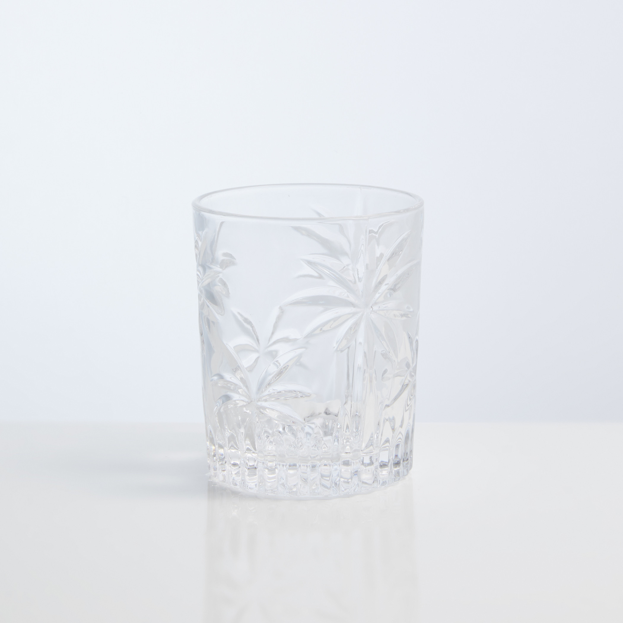 اكواب زجاج مع نقش اوراق النخيل من جودينجر - مجموعة من 4قطع.-household-dining-drinkserveware-bottles-image-3