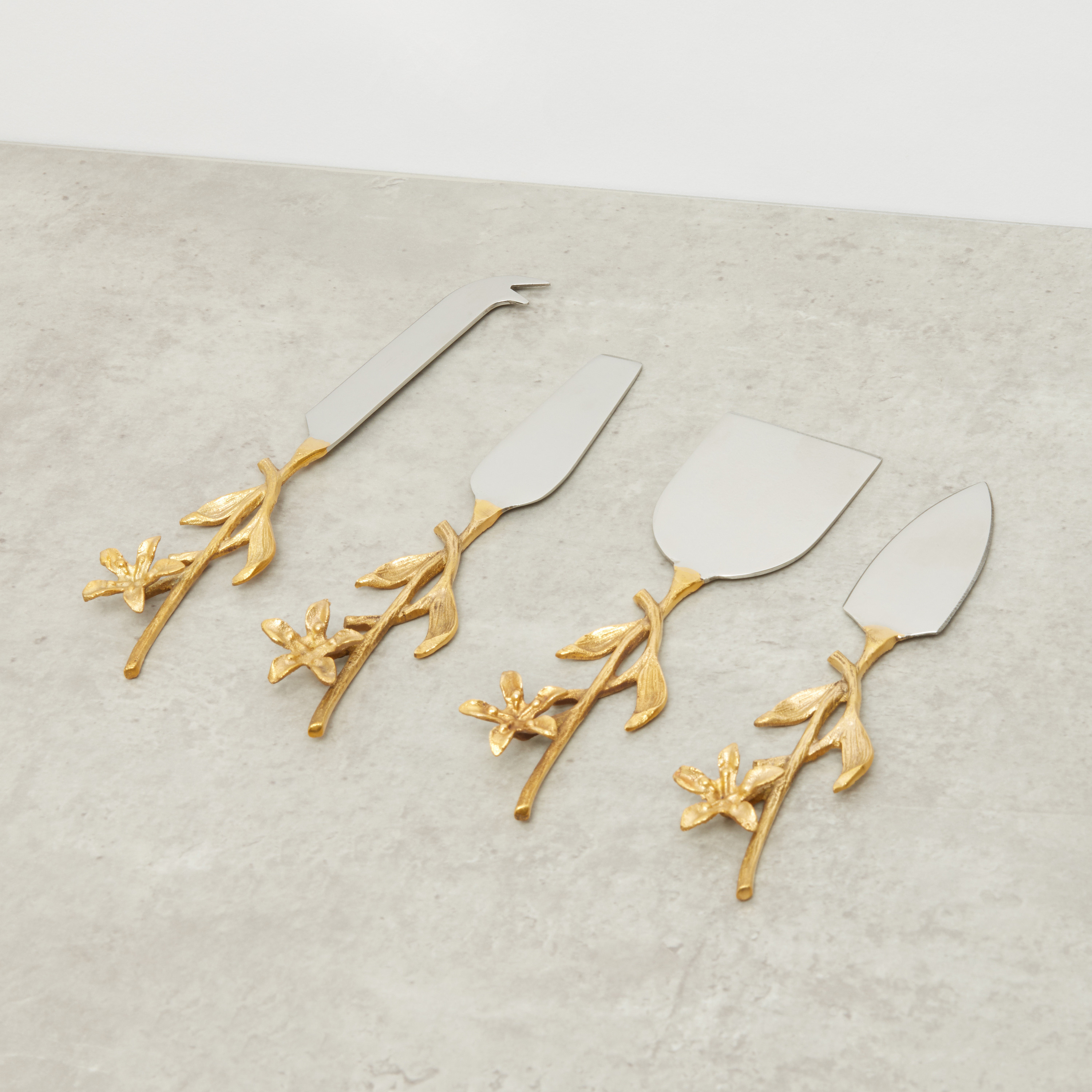 Flower Accent 4-Piece Cutlery Set-household-decor-boxesandtrays-image-2