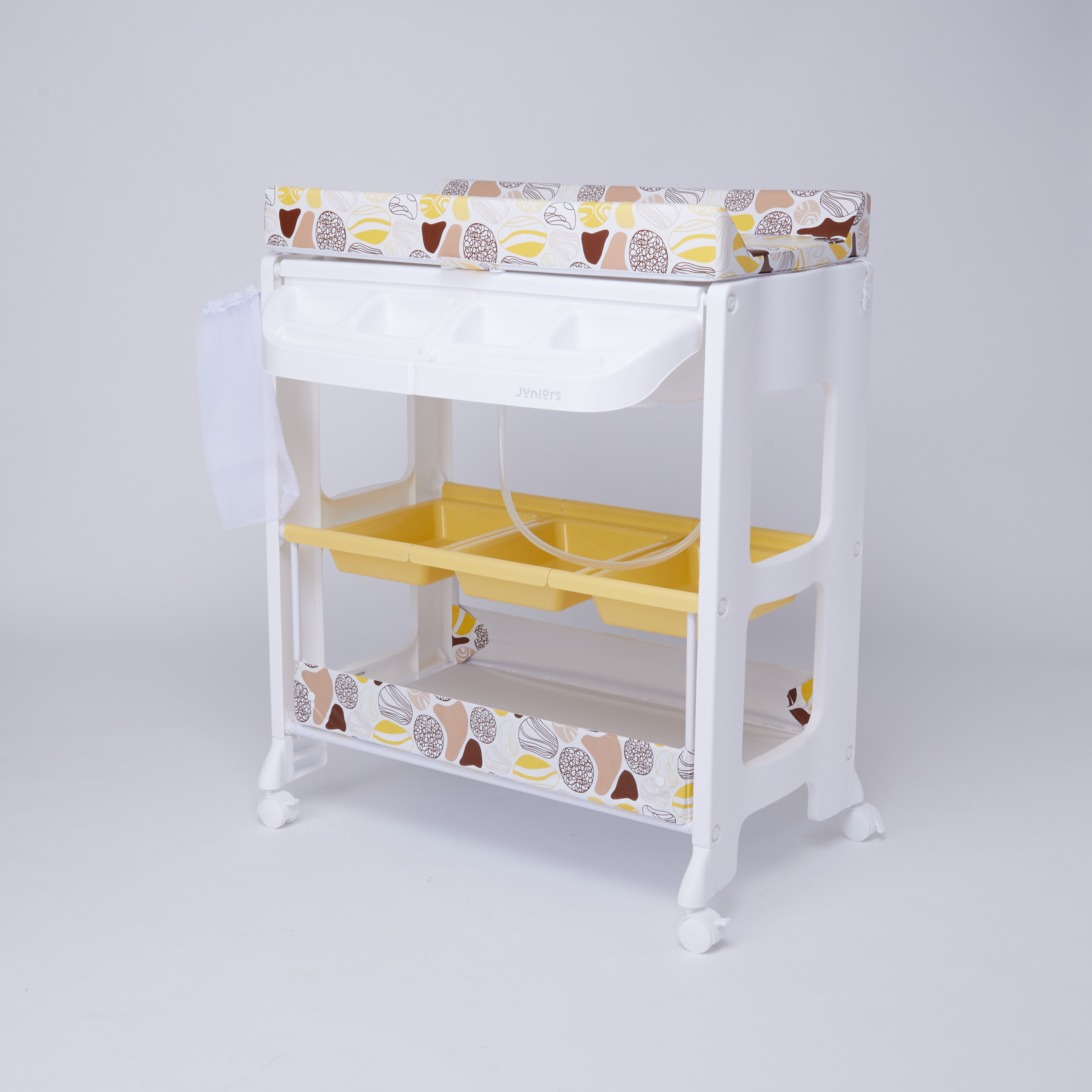 Juniors shop changing table