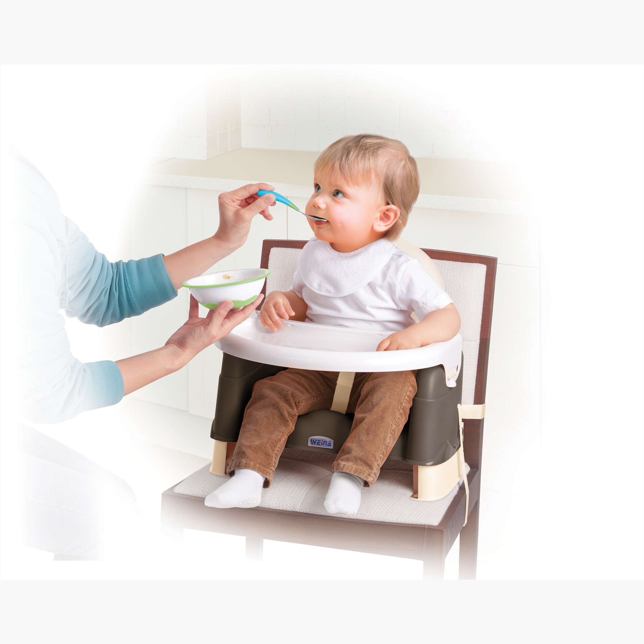 مقعد أطفال ايزيجو من وينا.-baby-feeding-highchairsandboosters-image-2
