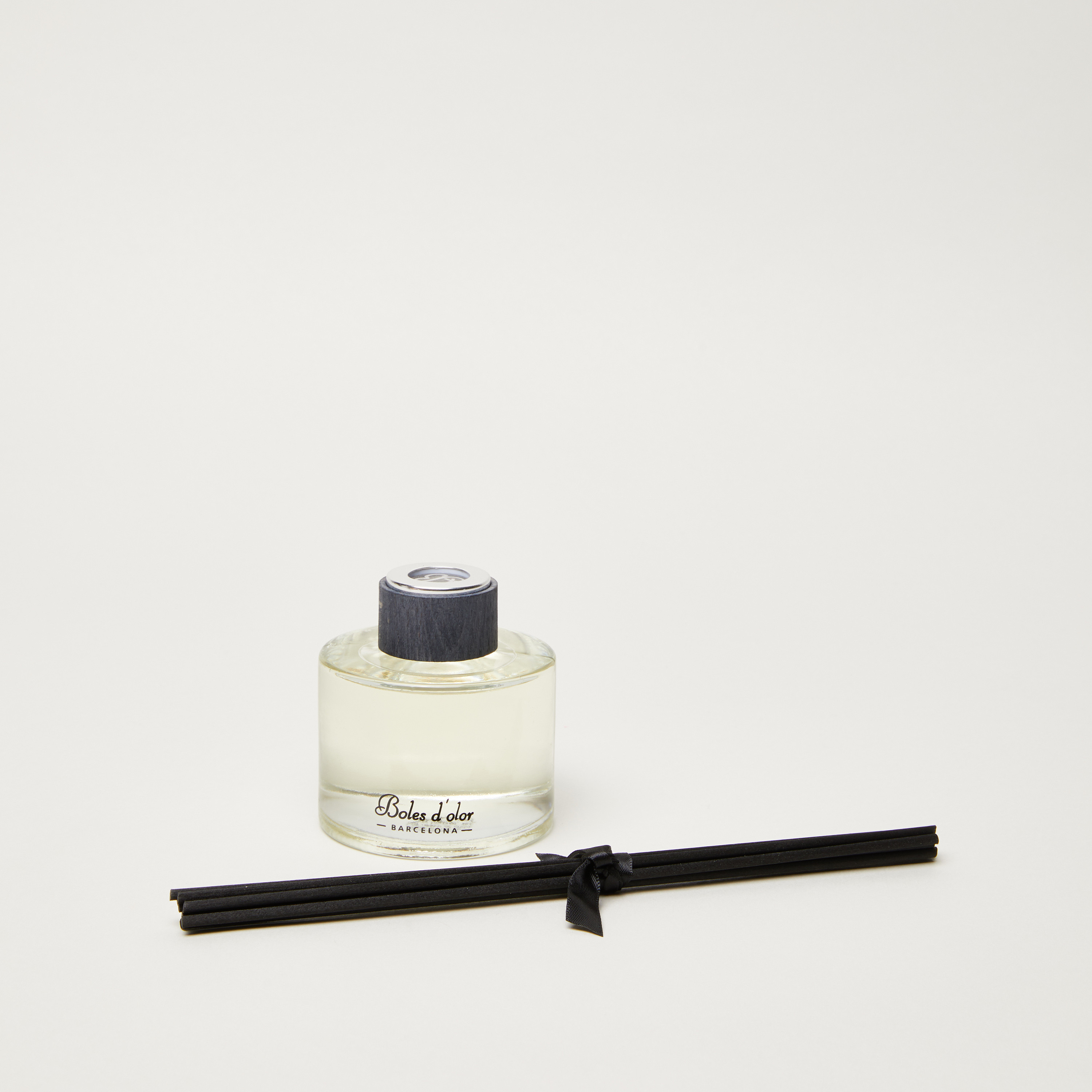 Boles d' Olor Flor de Loto Black Edition Mikado Reed Diffuser - 125 ml-household-homefragrance-reeddiffusers-image-2