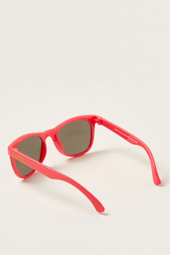 نظارة شمسية بطبعات باربي