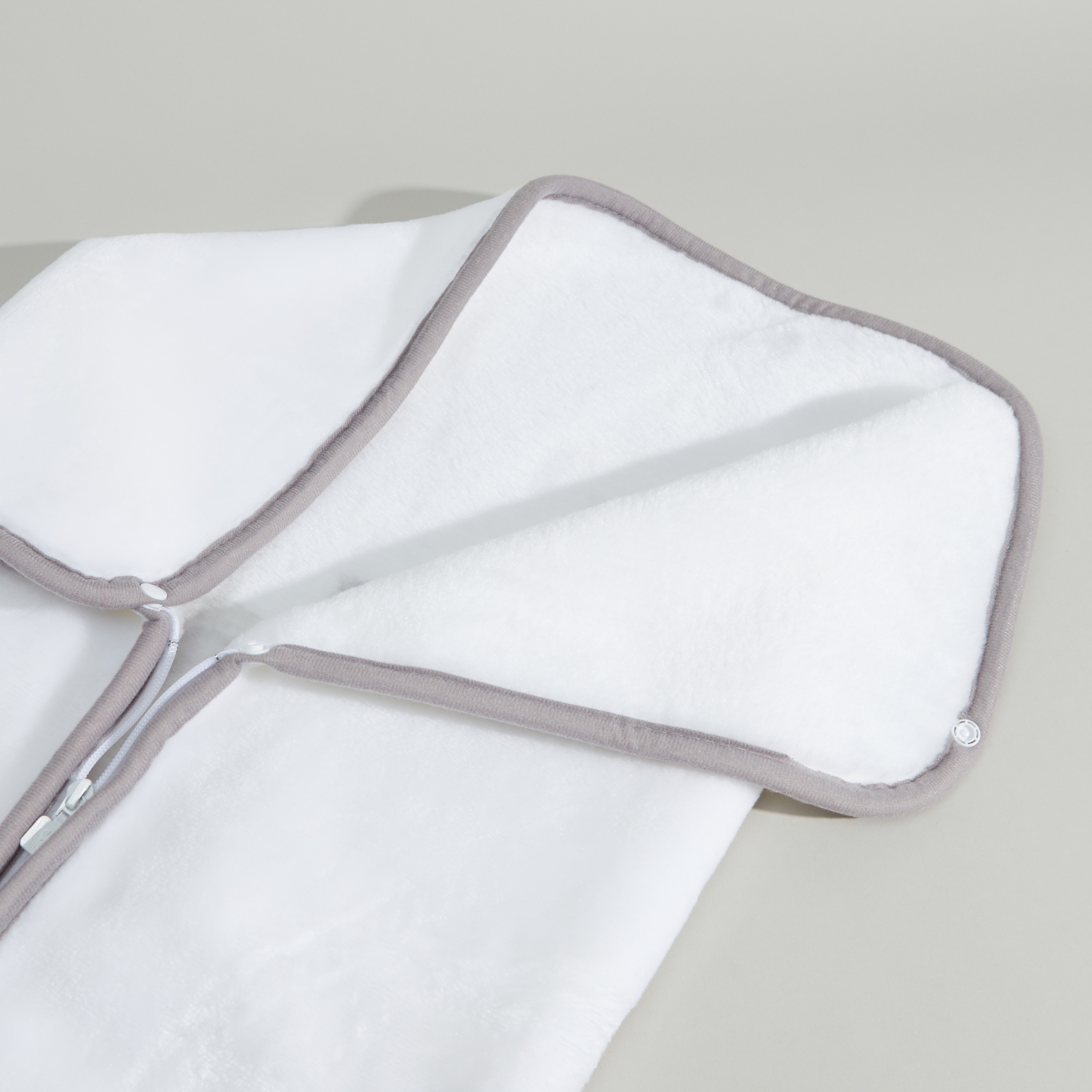 عش بطانية من كامبراس-baby-nursery-blanketsandswaddles-blanketsandquilts-image-5