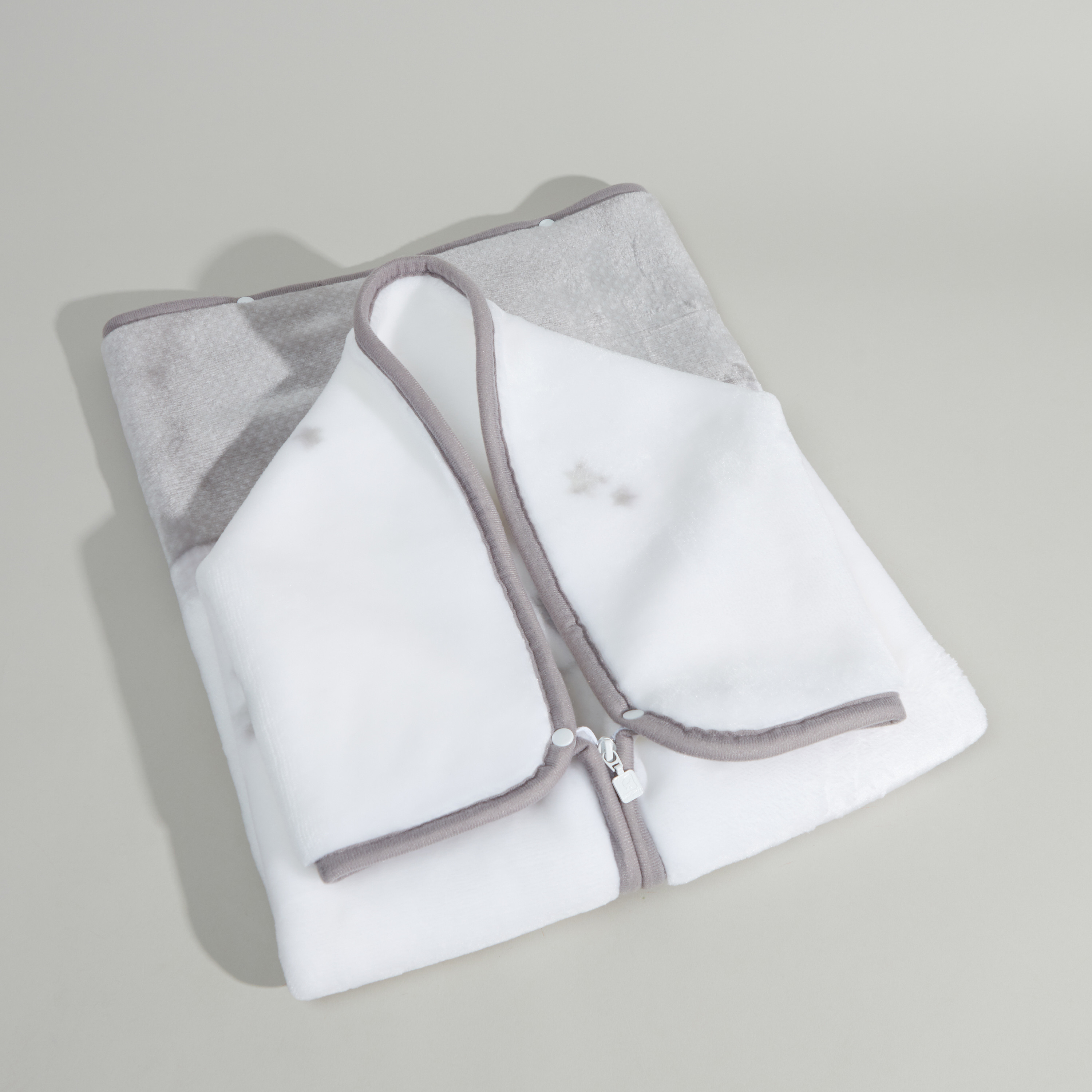 عش بطانية من كامبراس-baby-nursery-blanketsandswaddles-blanketsandquilts-image-6