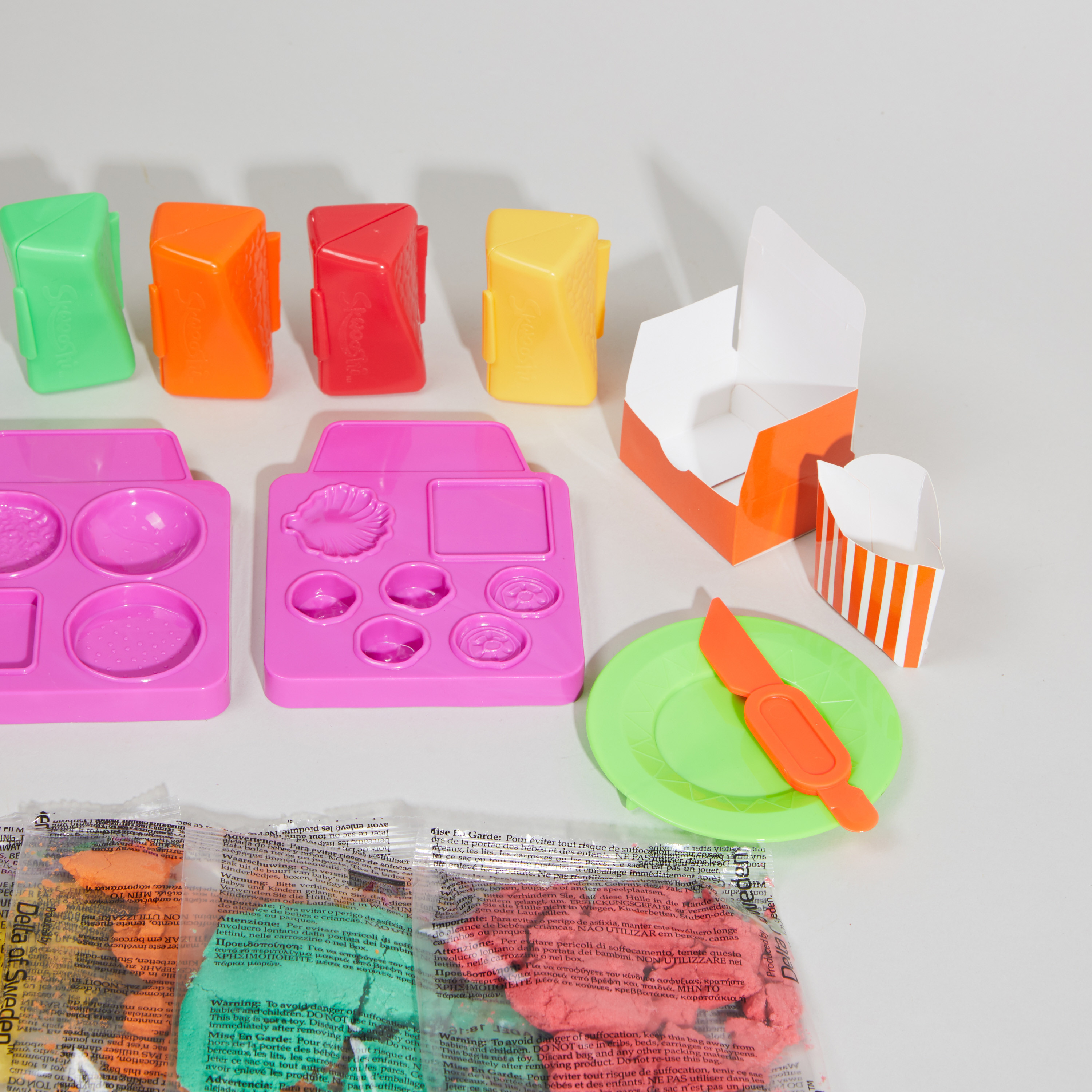 مجموعة سكوشي لصنع البورغر - أربعة عشرة قطعة-toys-dollsandplaysets-dollhouses-image-3