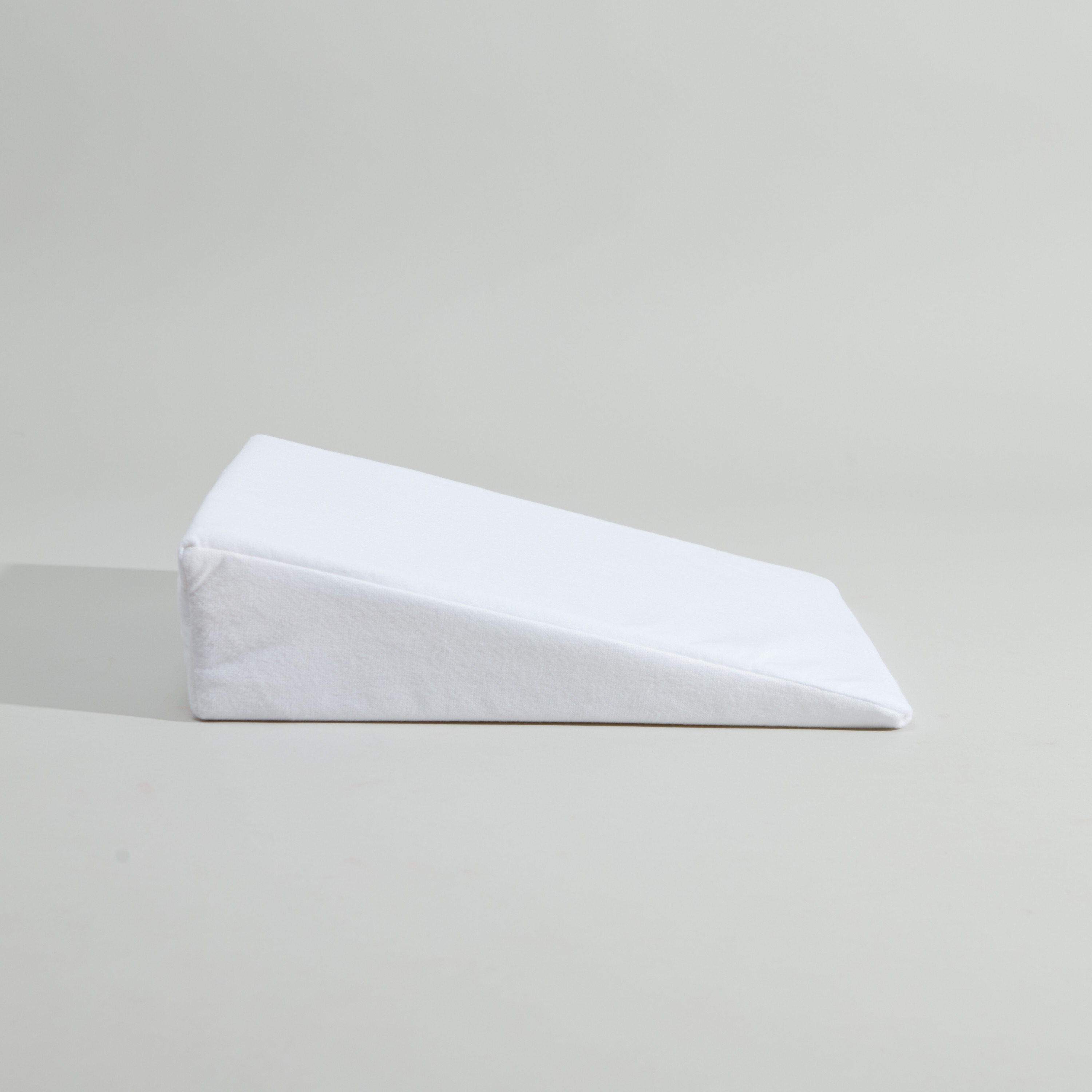 Doomoo Basics Rest Easy Sloped Positioner - Small Online | Baby Bedding ...
