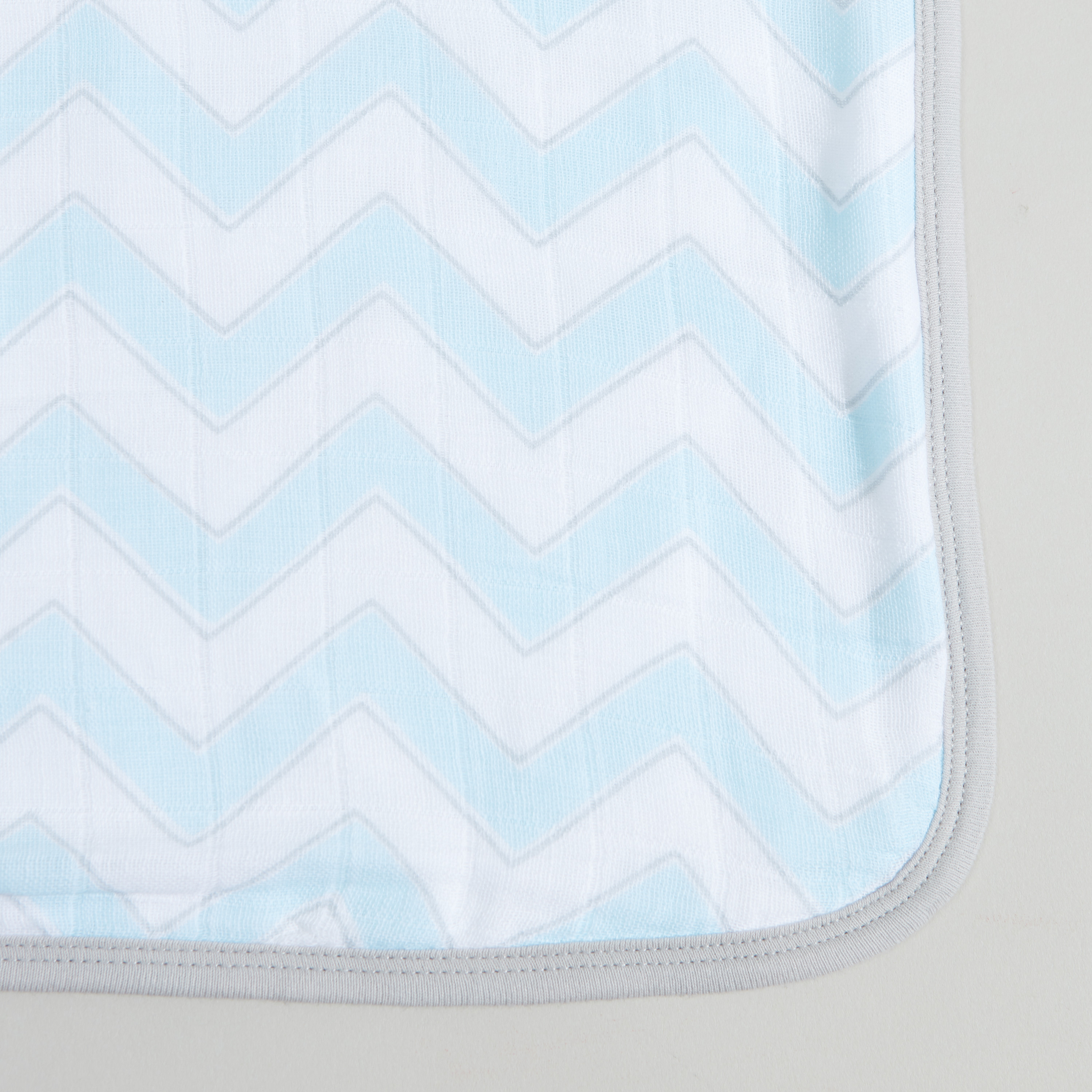 Babe luxe best sale muslin swaddle