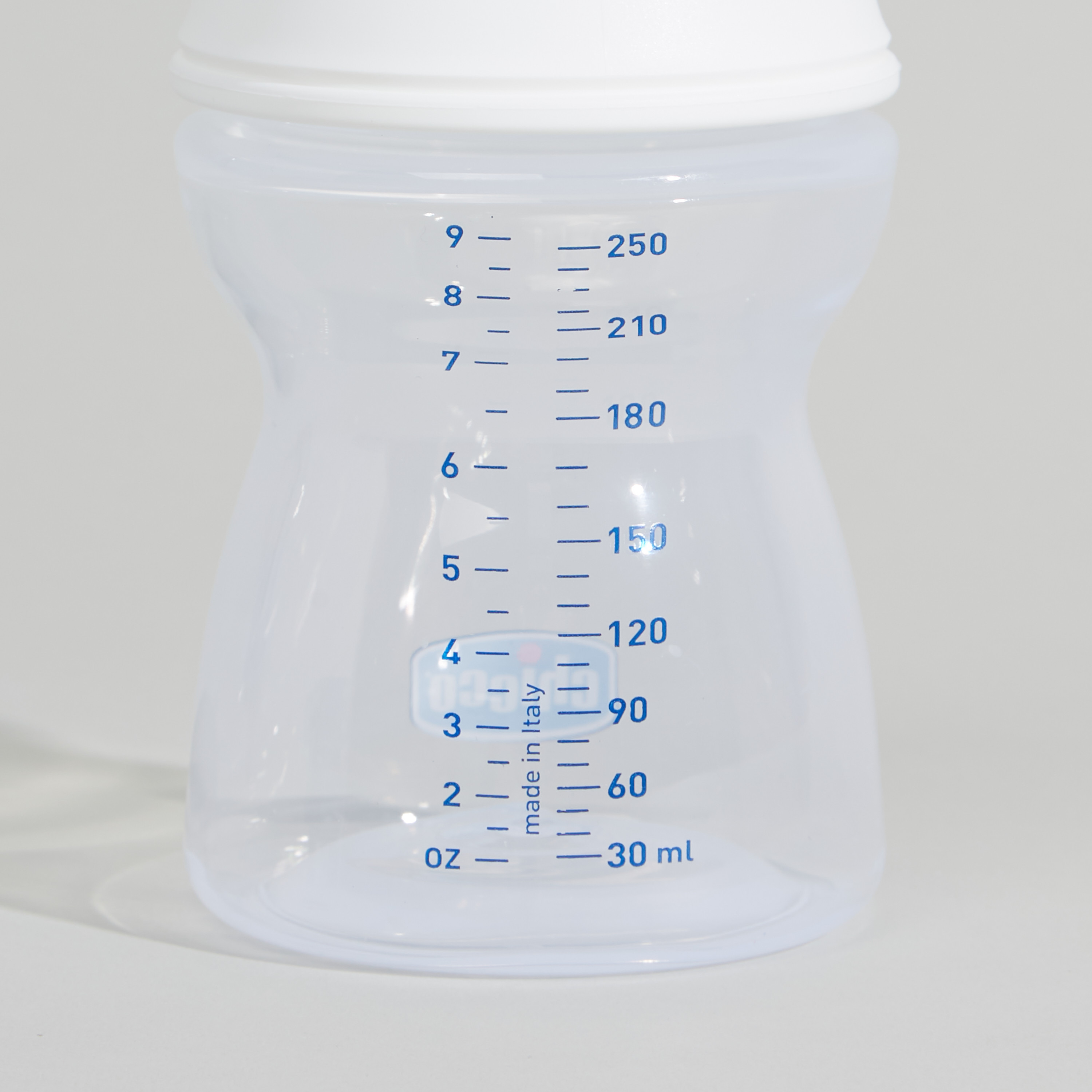 رضاعة طبيعية من شيكو - 250 مل-baby-feeding-feedingbottles-bottlesandteats-image-4