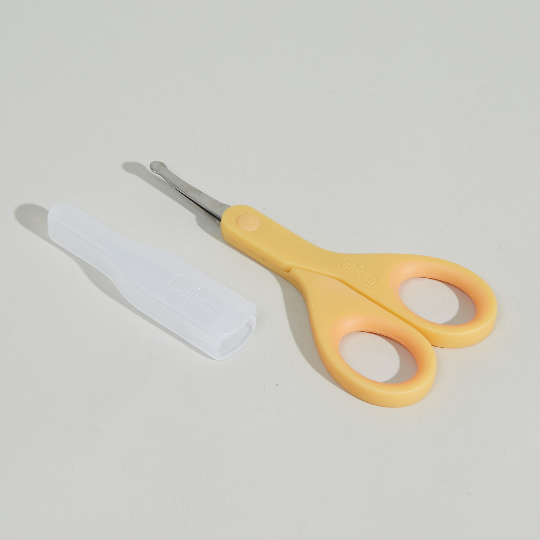 Chicco Baby Nail Scissors Orange – Mero Momma