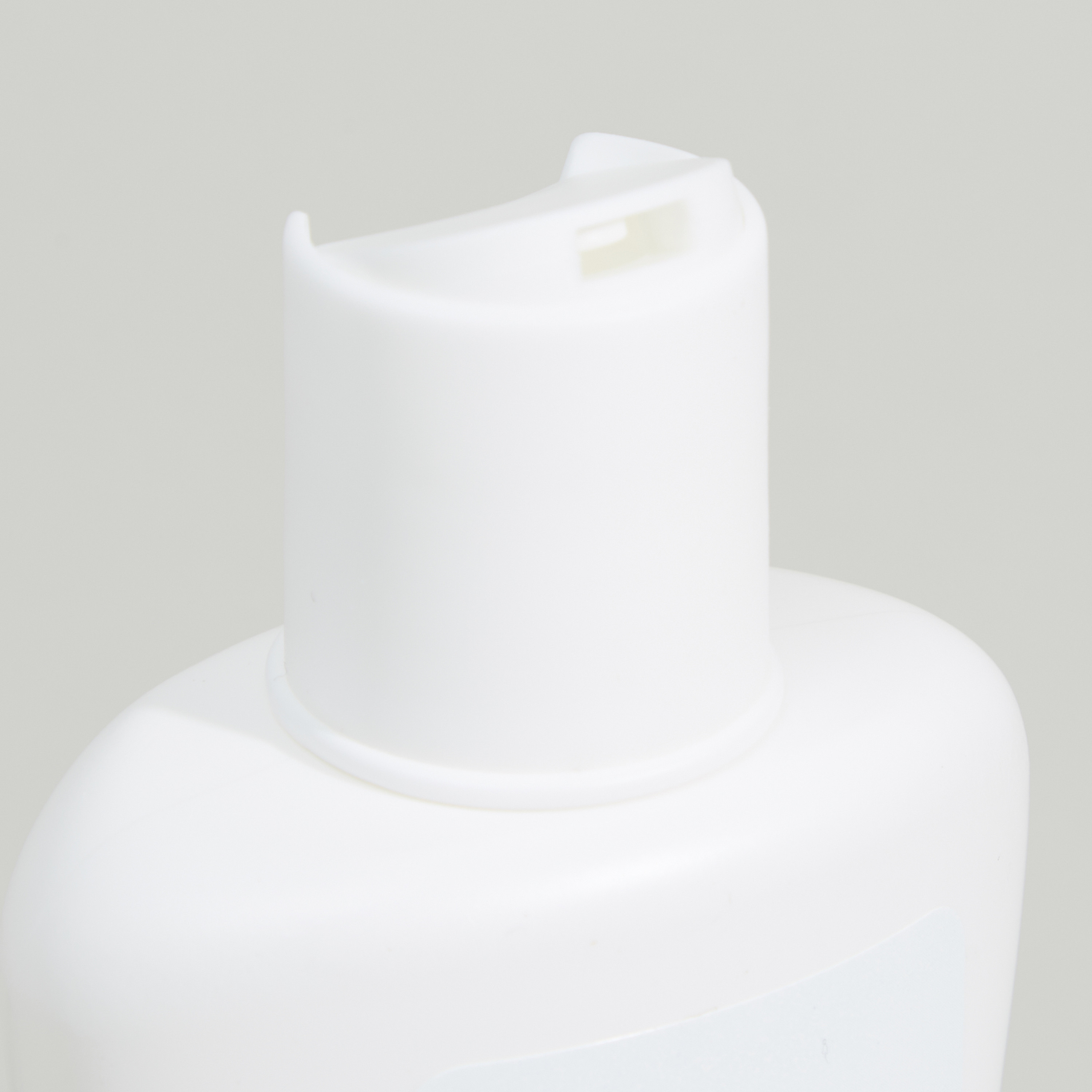 رغوة استحمام طبيعية بلا دموع من تشيككو - 200 مل.-baby-bathandcare-hairbodyskincare-image-3